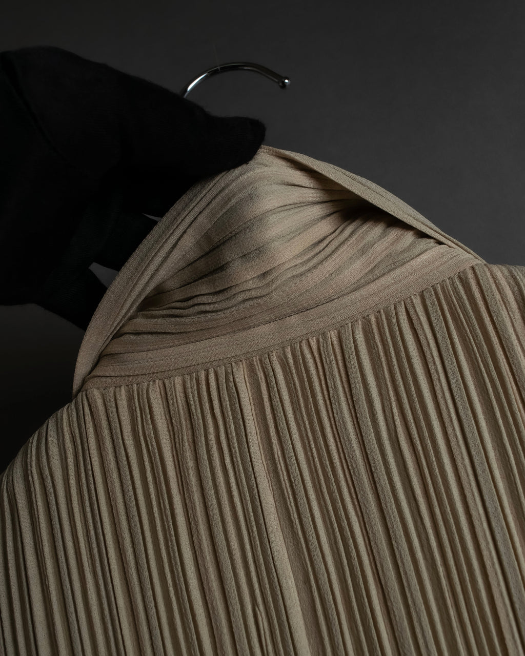 "ISSEY MIYAKE" Fine pleated shirt jacket