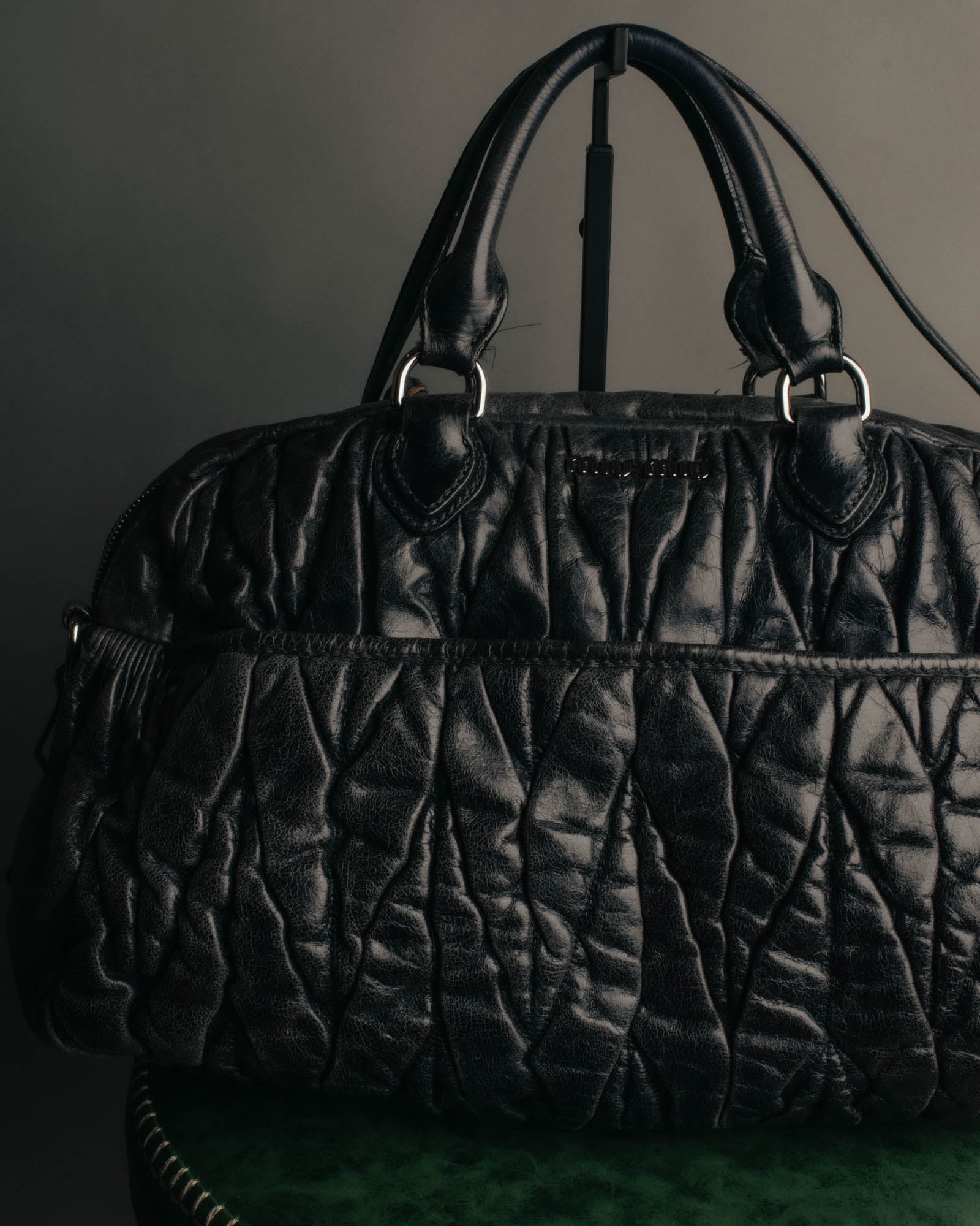 -SPECIAL- "MIU MIU" 00's-10's Glossy gathered leather handbag
