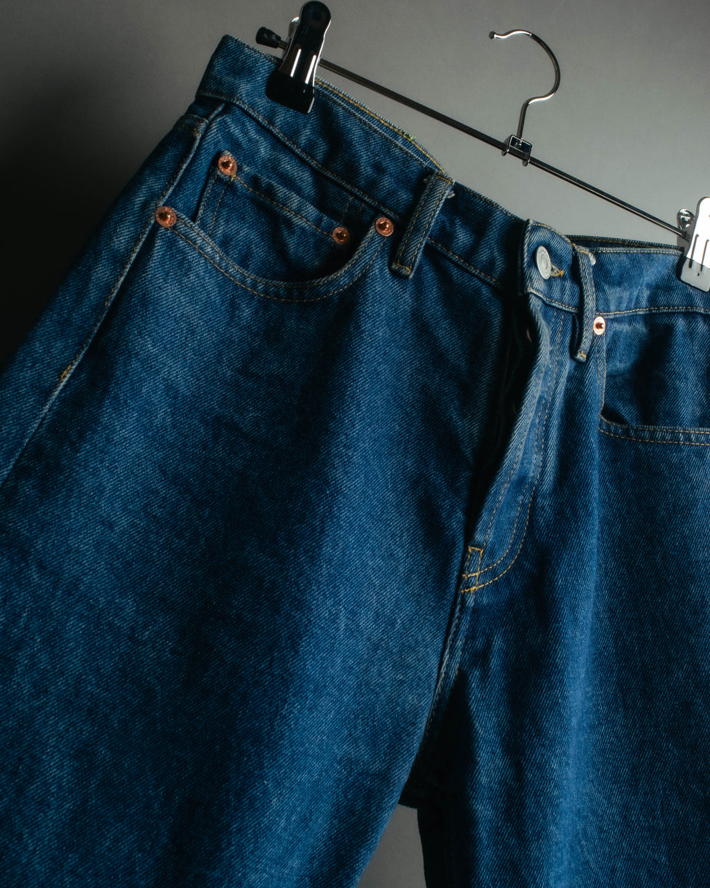 “Balenciaga” 2016-18’s tapered denim pants with neon back patch
