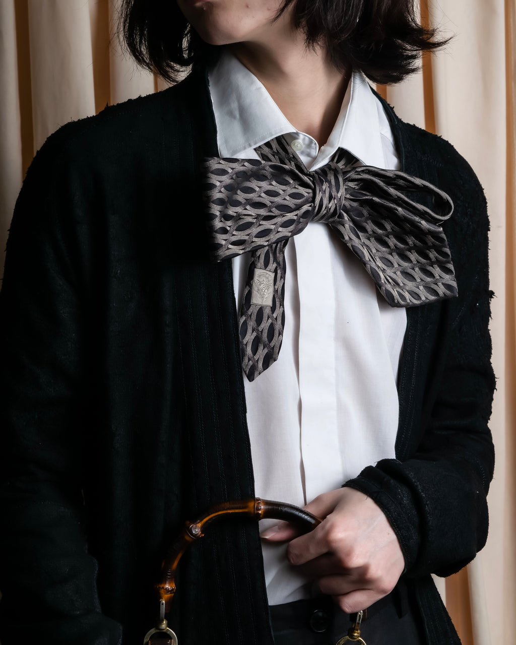 "GUCCI" Cord embroidery glossy necktie