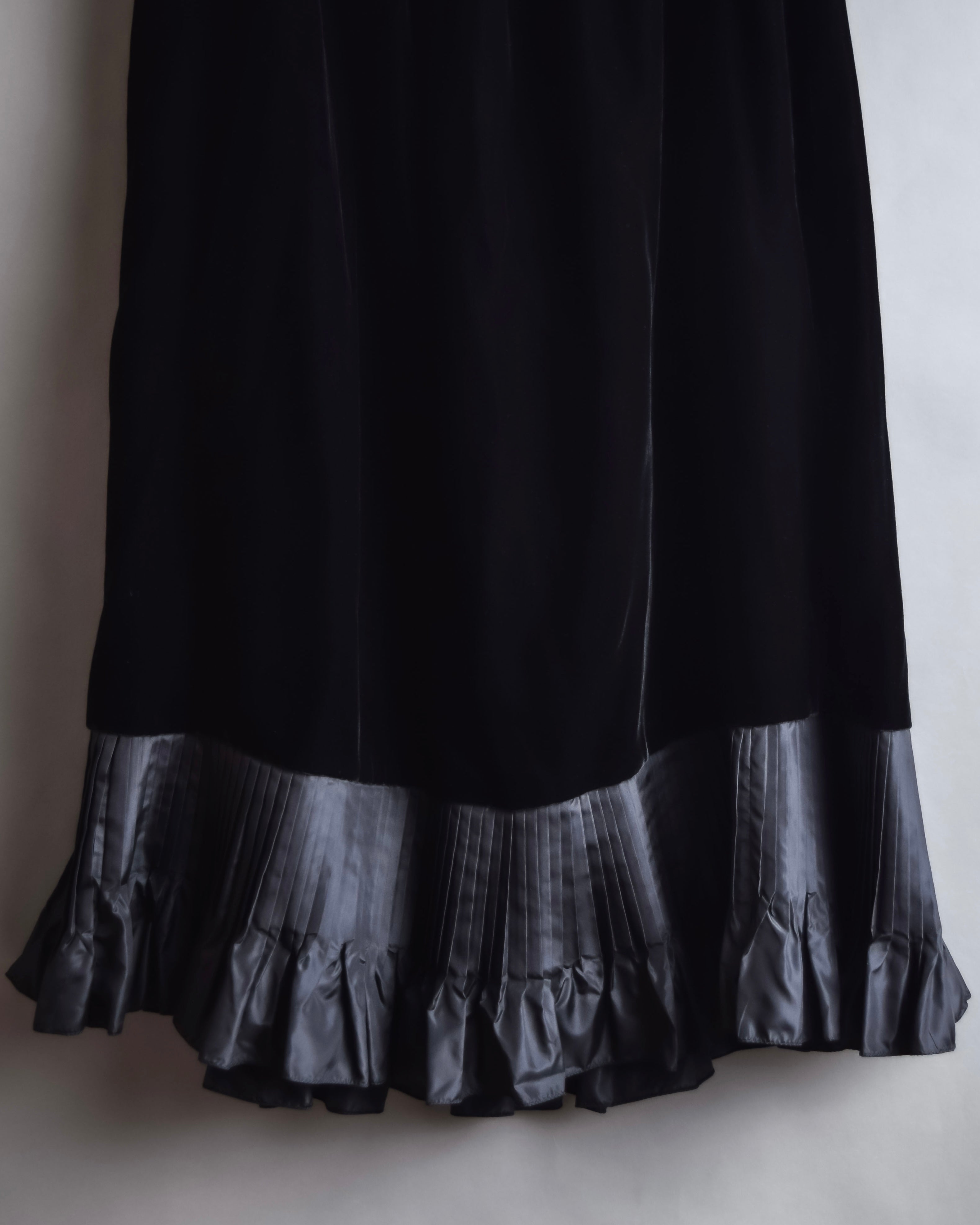 "CELINE" Pleated satin hem velvet flare skirt