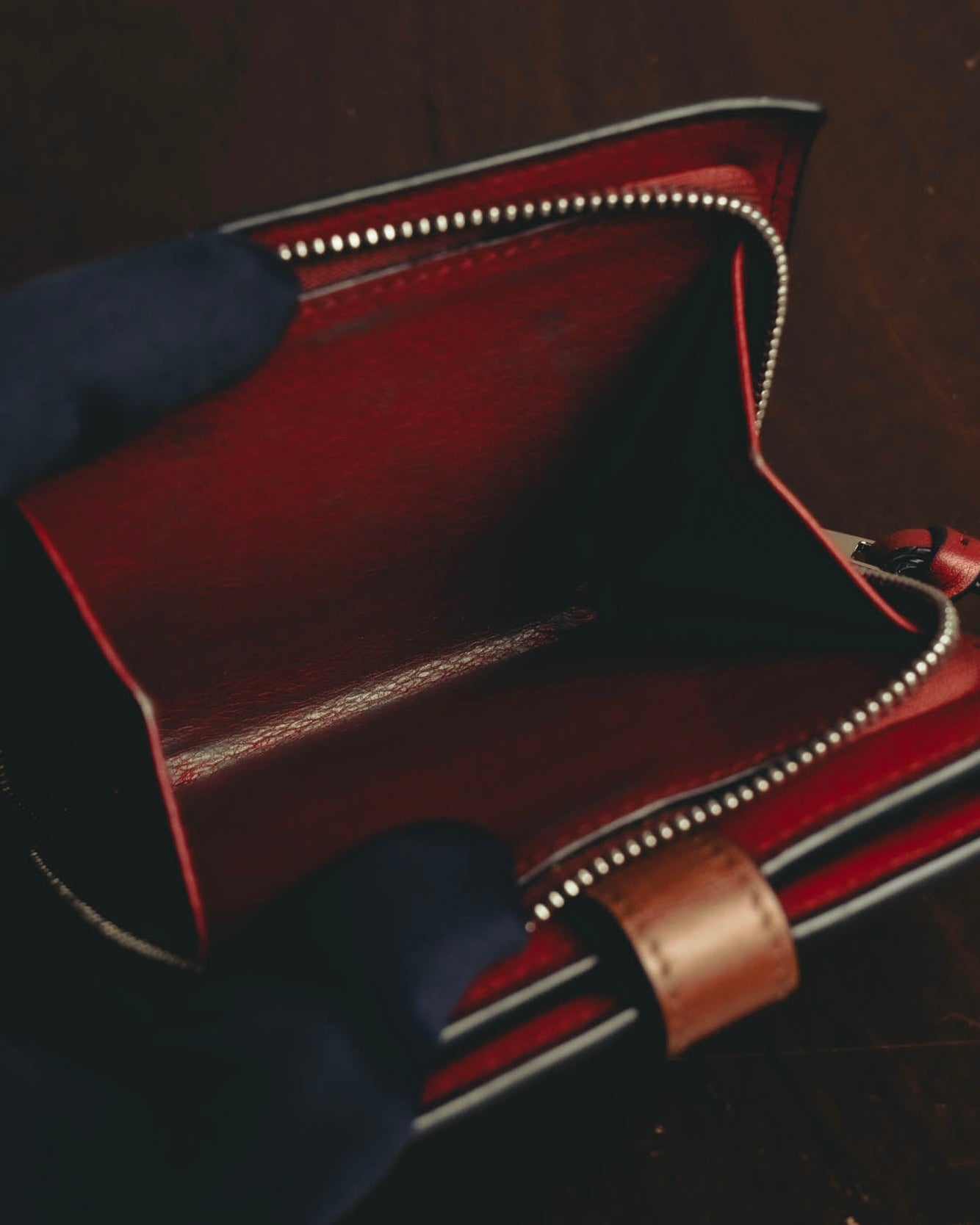 "LOEWE" 20's Bicolor small vertical leather wallet