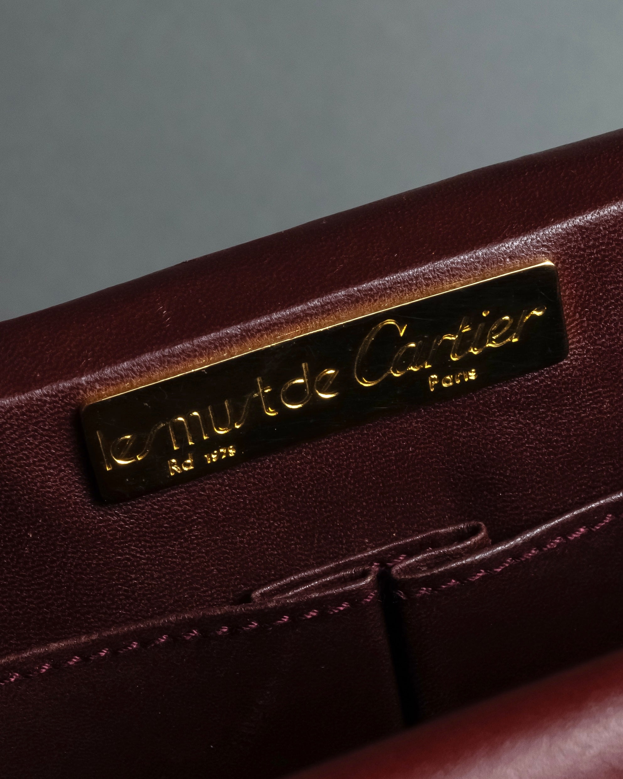 "Cartier" Les Must de Cartier geometric design shoulder bag