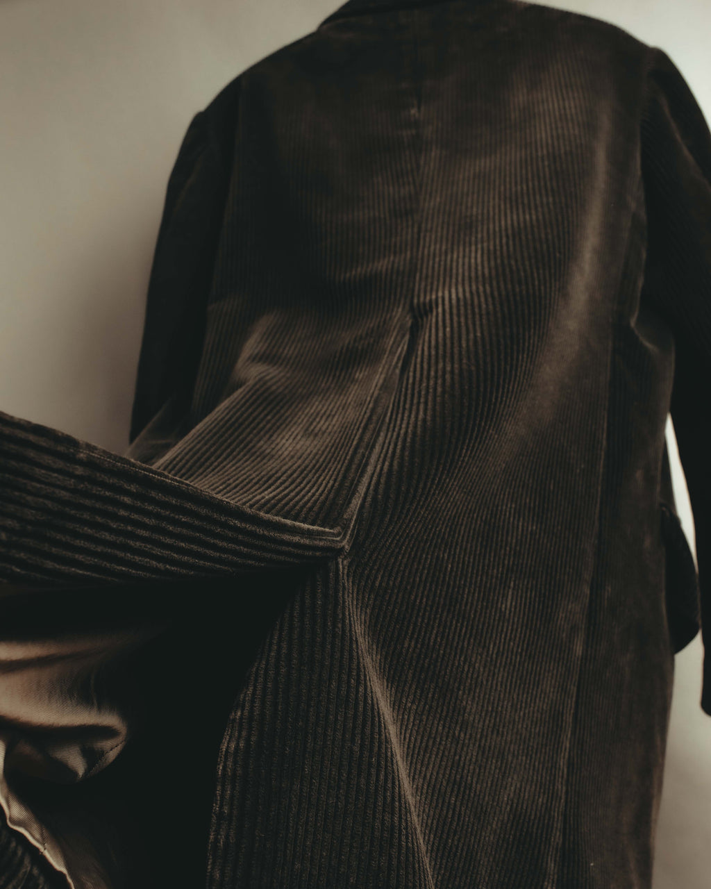 -SPECIAL- "GUCCI" 90's-00's Dark brown corduroy tailored chesterfield coat
