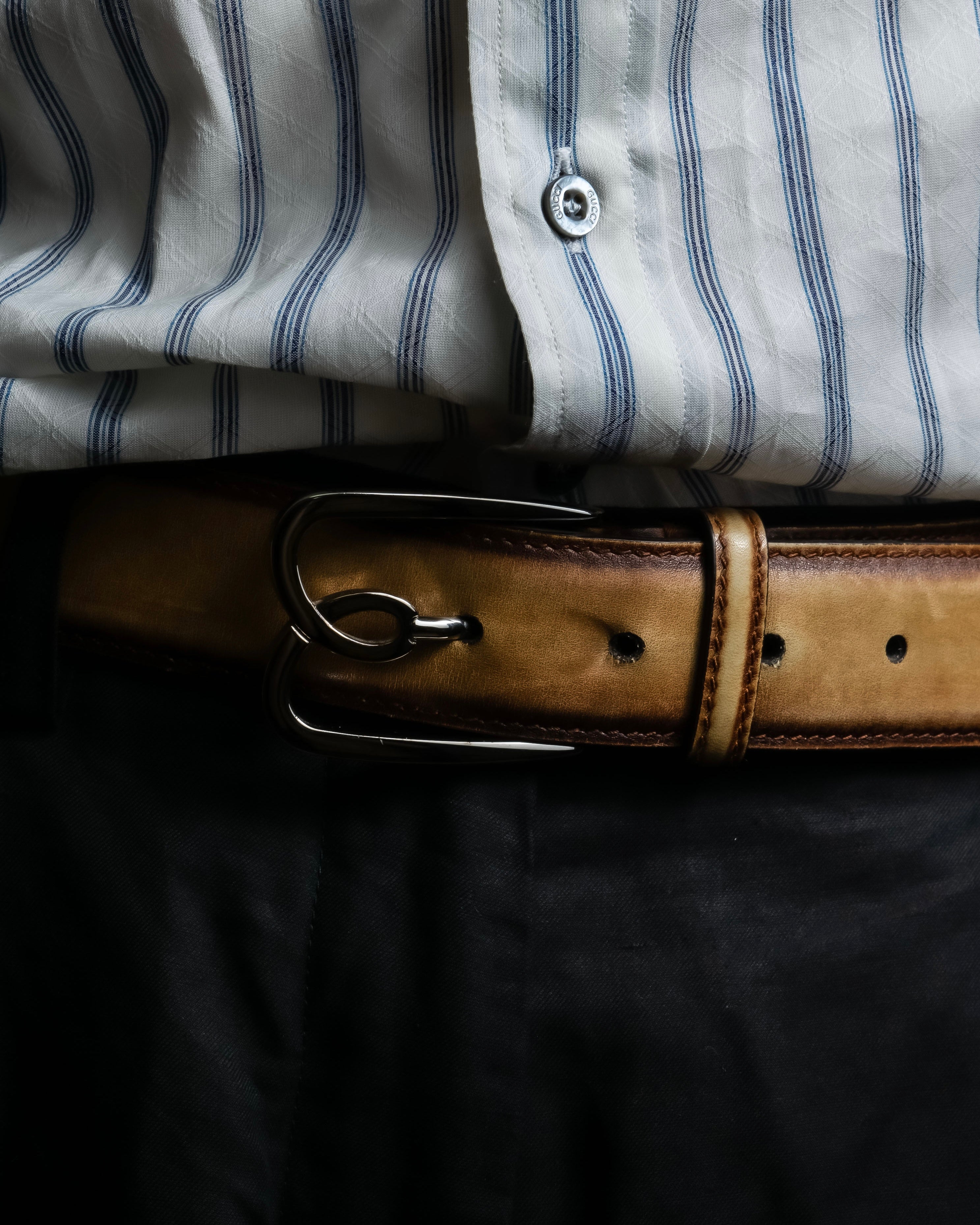 "Berluti" Patina finish curved buckle leather belt