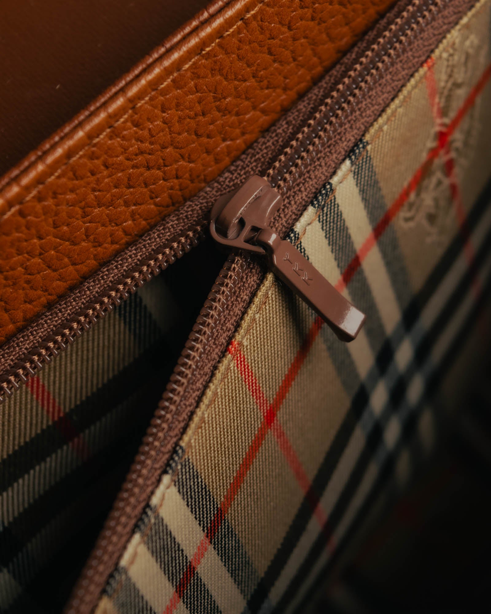 "Burberrys" 80's-90's Classic grained leather top handle handbag