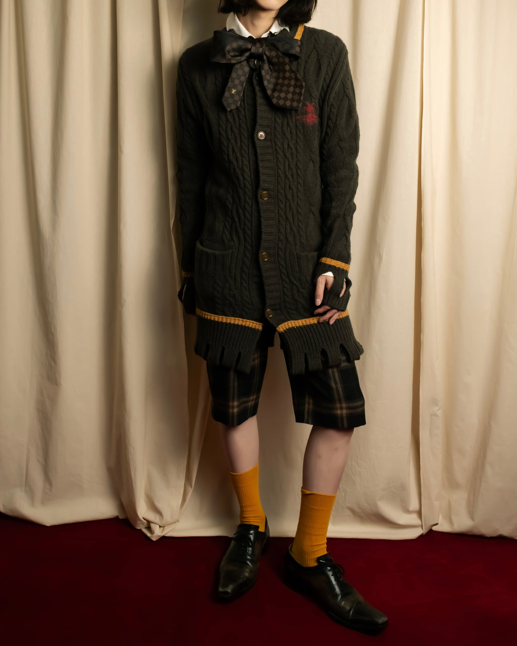 "BURBERRY" Decorative button design check pattern short pants
