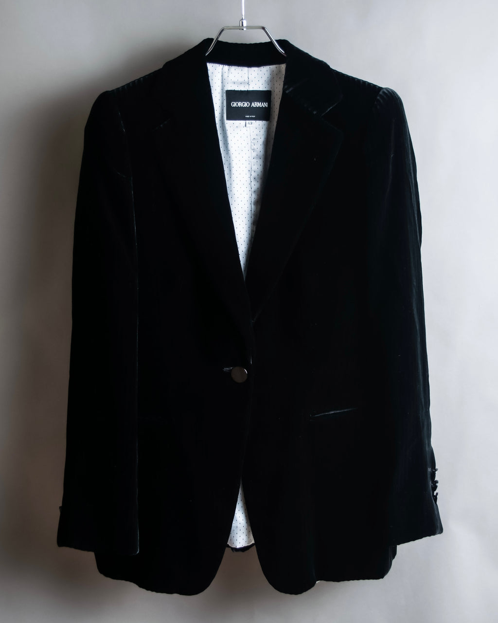 "GIORGIO ARMANI" Beautiful shape velour tailored jacket