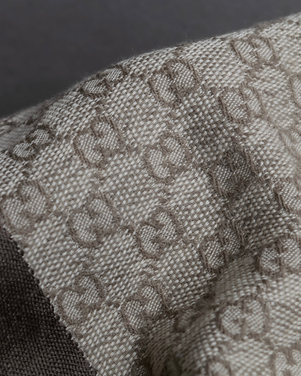 "GUCCI" GG monogram logo pattern fringe design stole