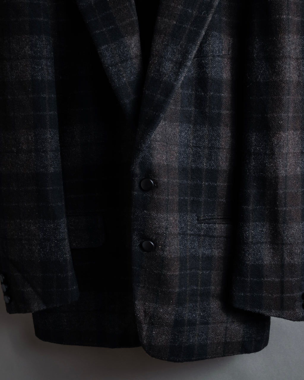 “COMME des GARÇONS HOMME”
88AW Boxy plaid tailored jacket