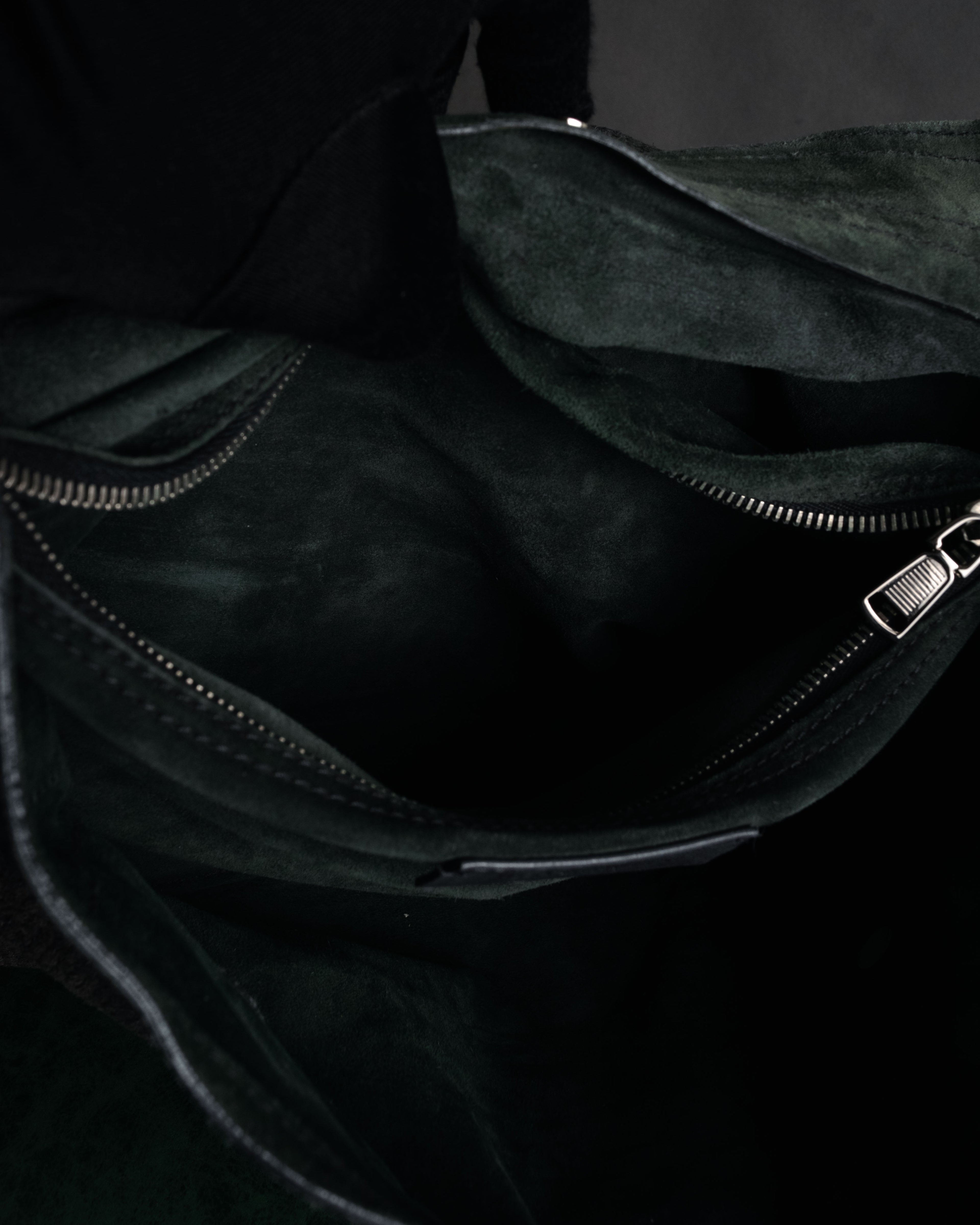 –SPECIAL– “Yves Saint Laurent”
2009 Embossed suede Muse Two bag