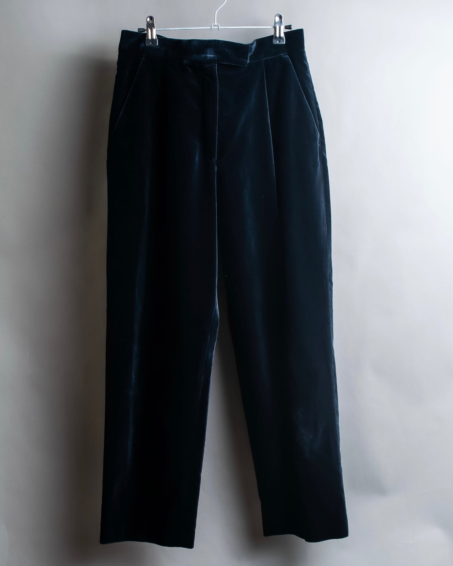 "DRIES VAN NOTTEN" Beautiful velvet straight line slacks