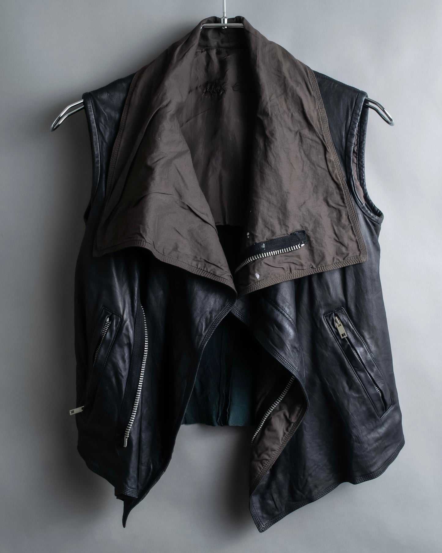 "Rick Owens" 100% lamb leather high neck sleeveless jacket