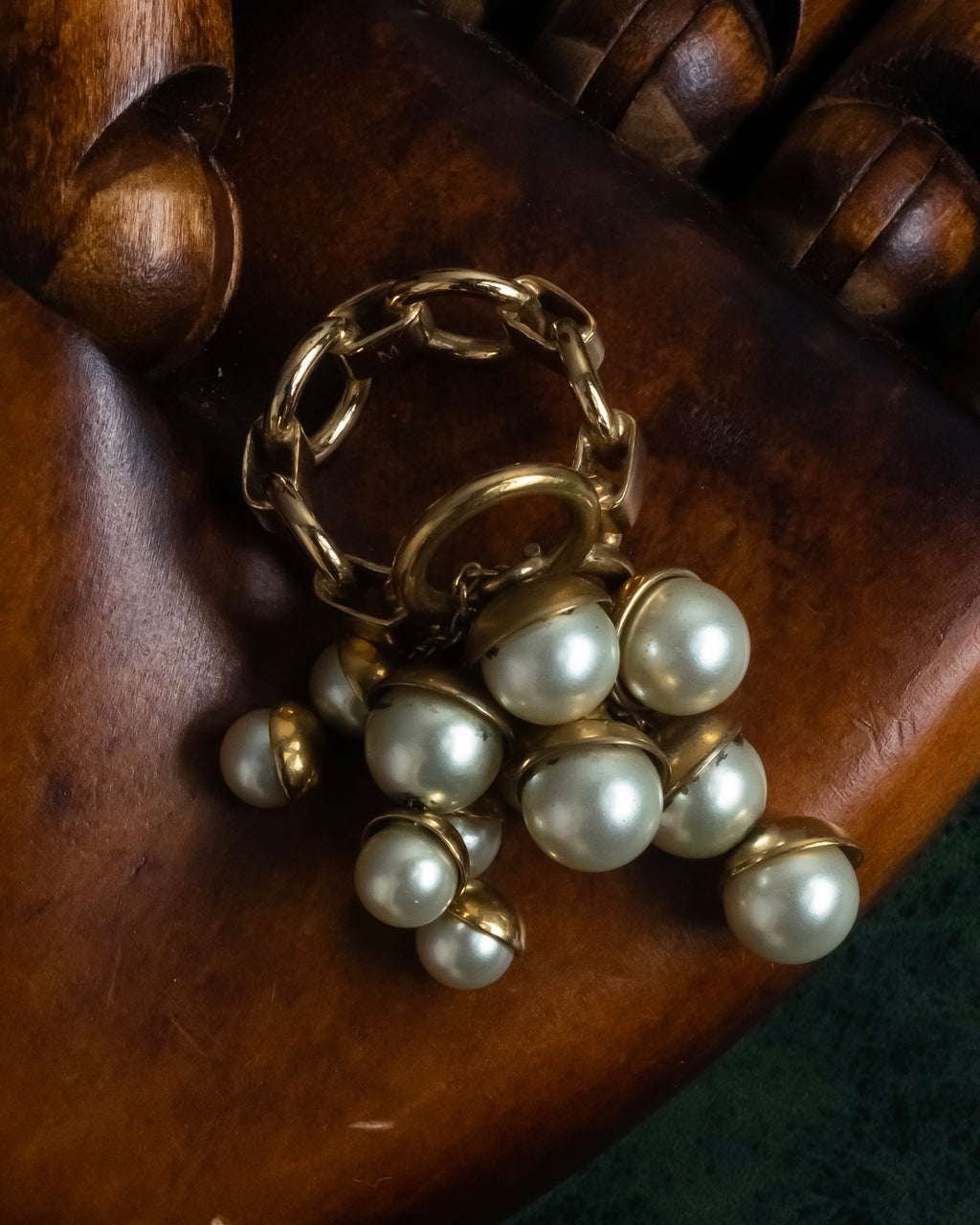 "Christian Dior" Pearl charm top chain link arm ring