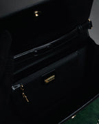 "GUCCI" 80’s-90’s crest-plaque leather shoulder bag