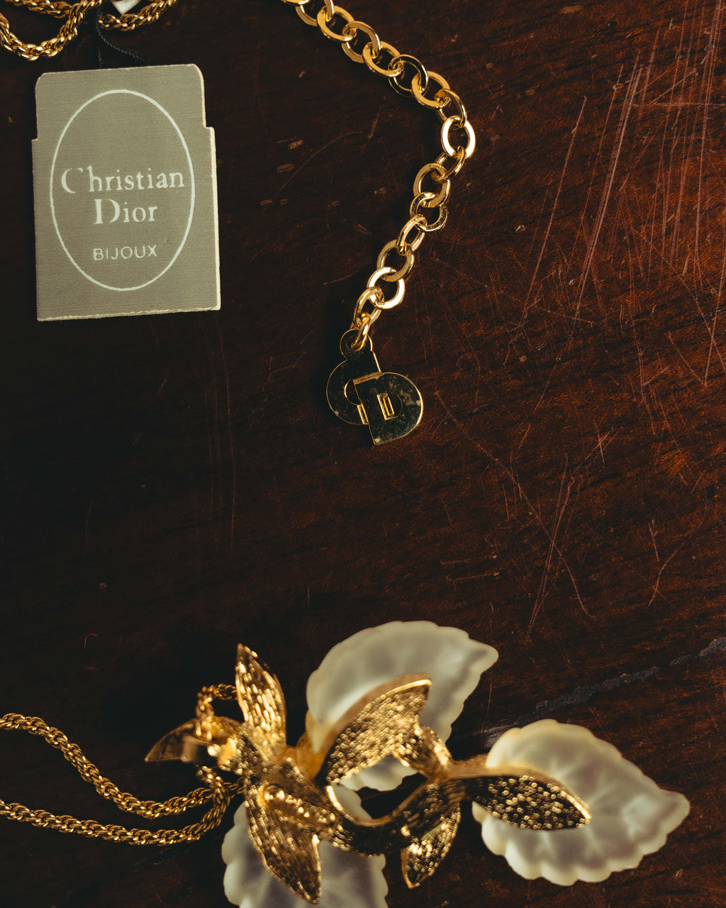 "Christian Dior" 70's-80's Sculptural leaf pendant necklace