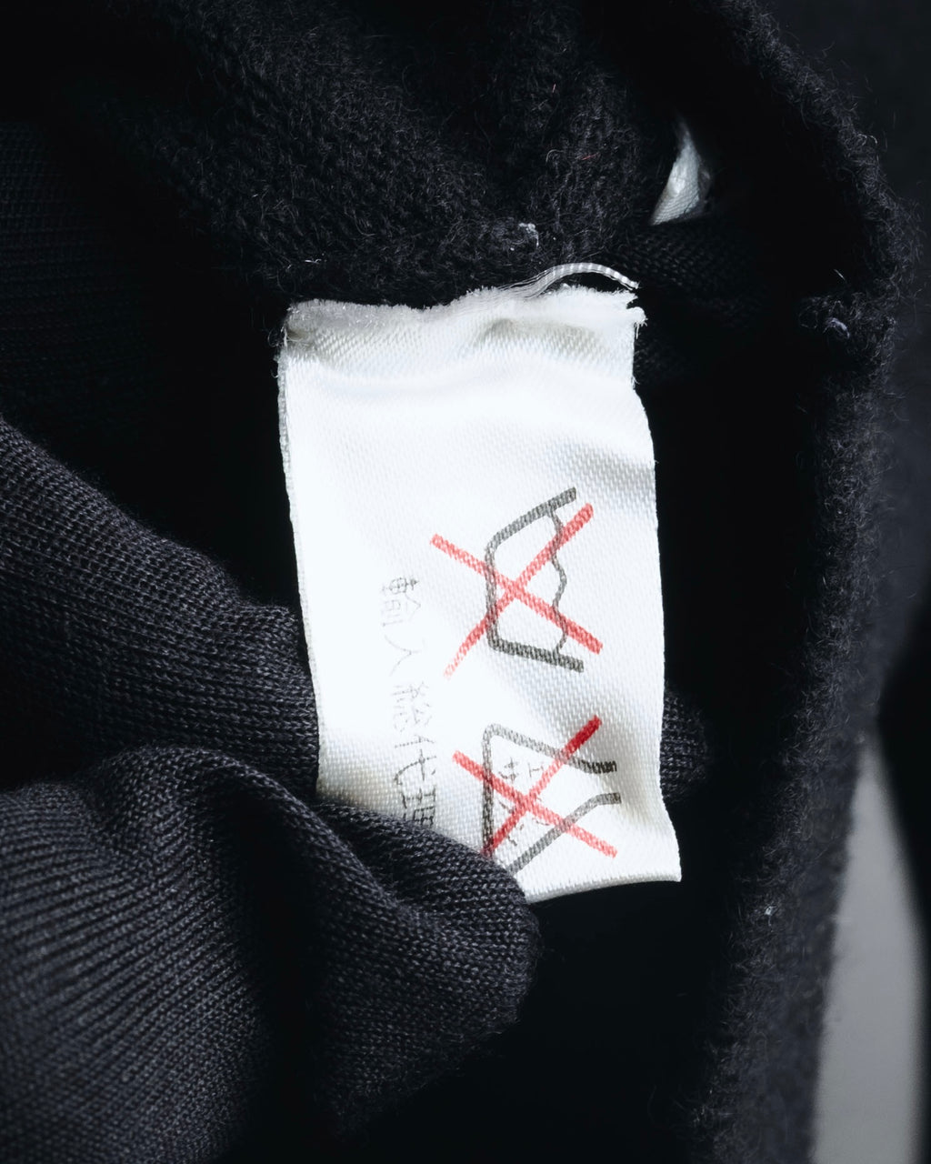 "CELINE" 90’s scottish cashmere v neck knit