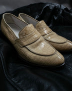 "GIORGIO ARMANI"Off-white crocodile leather loafers