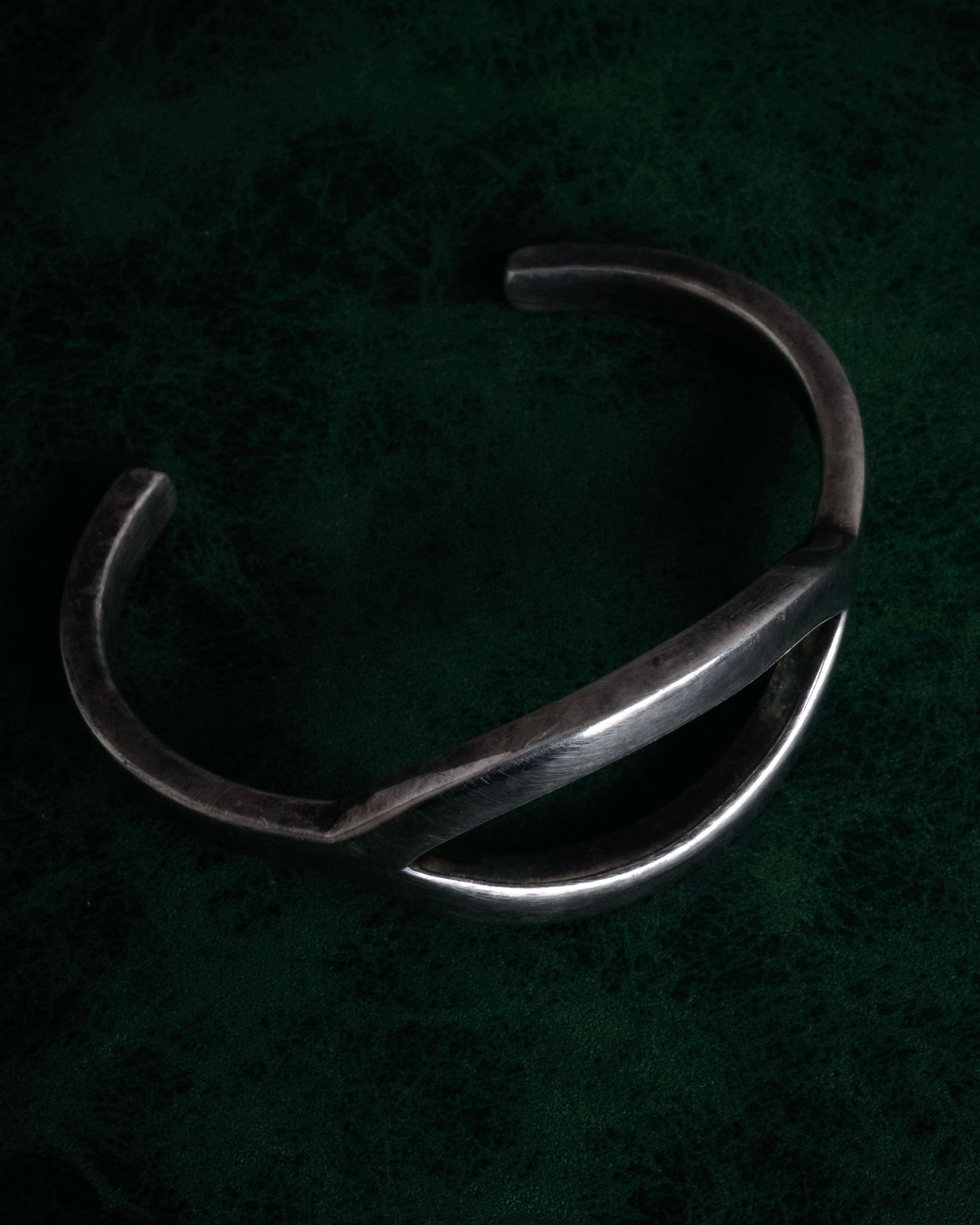 “PHILIPPE AUDIBERT” 2010’s Sculptural openwork cuff bangle