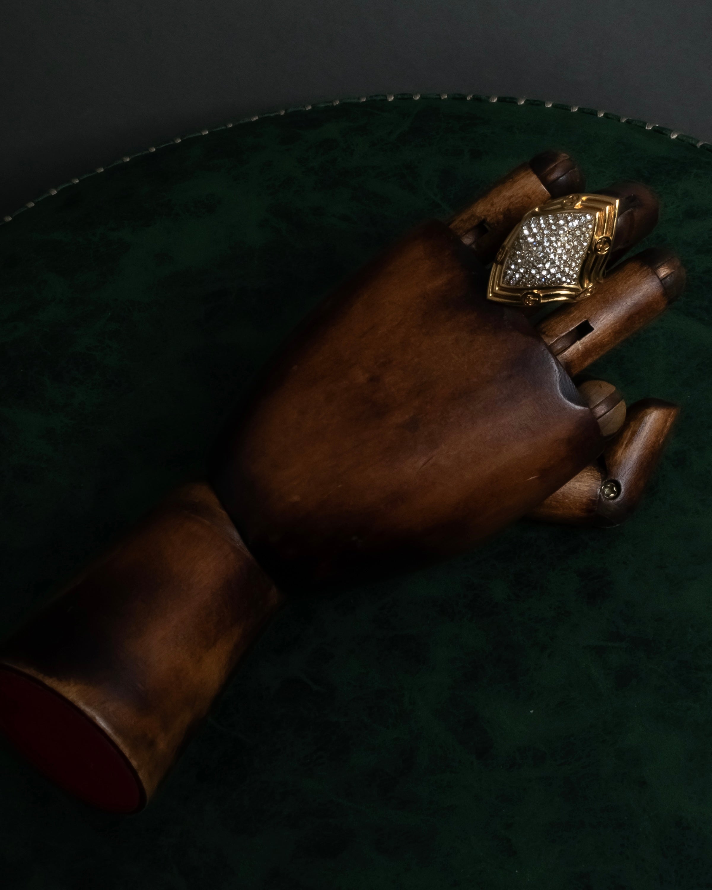 "GUCCI" Interlocking G rhinestone design dome-shaped ring