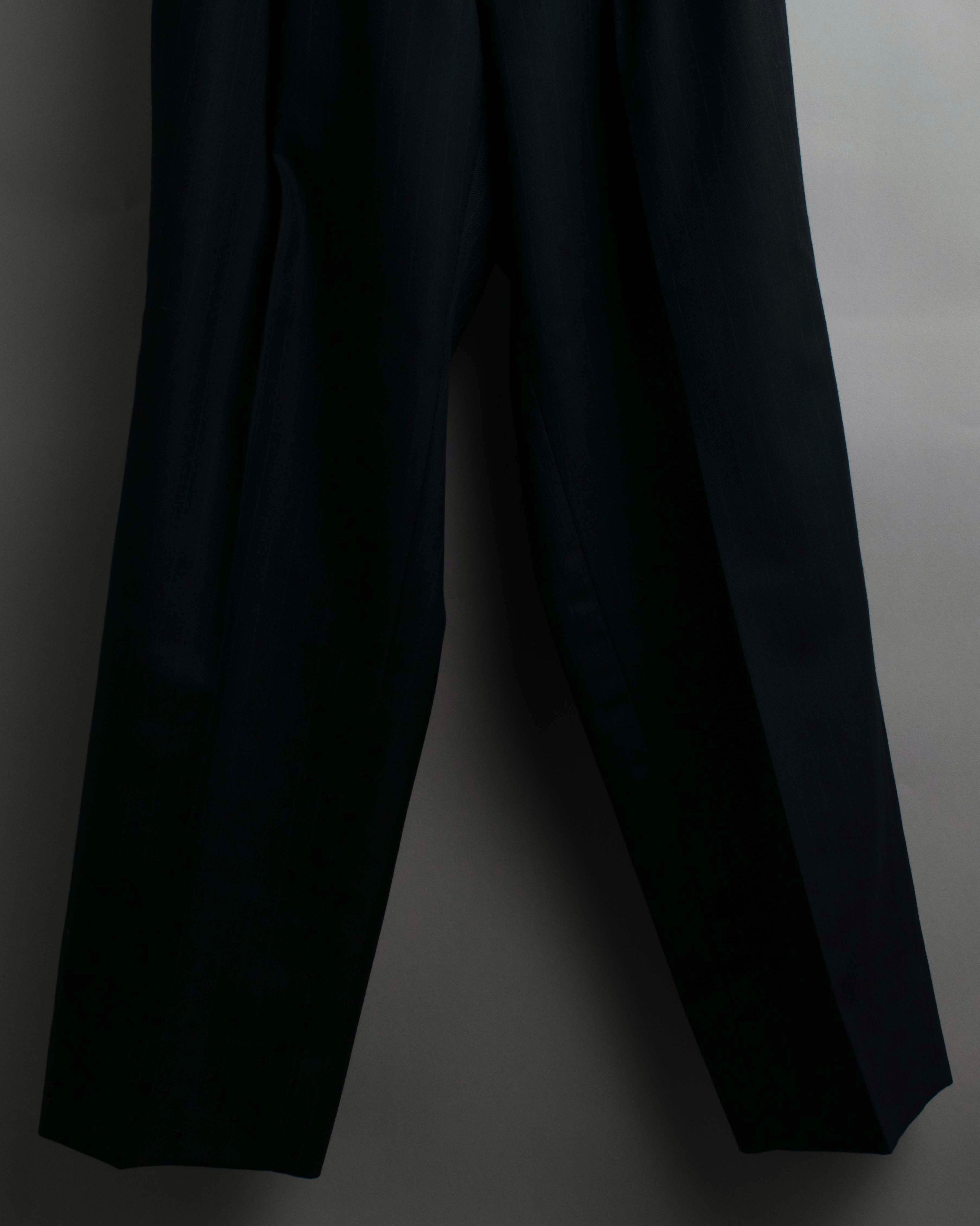 "YVES SAINT LAURENT" 00's shadow stripe pattern beautiful tailoring set up