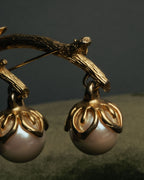 “KENZO” 80’s-90’s Sculptural branch pearl brooch
