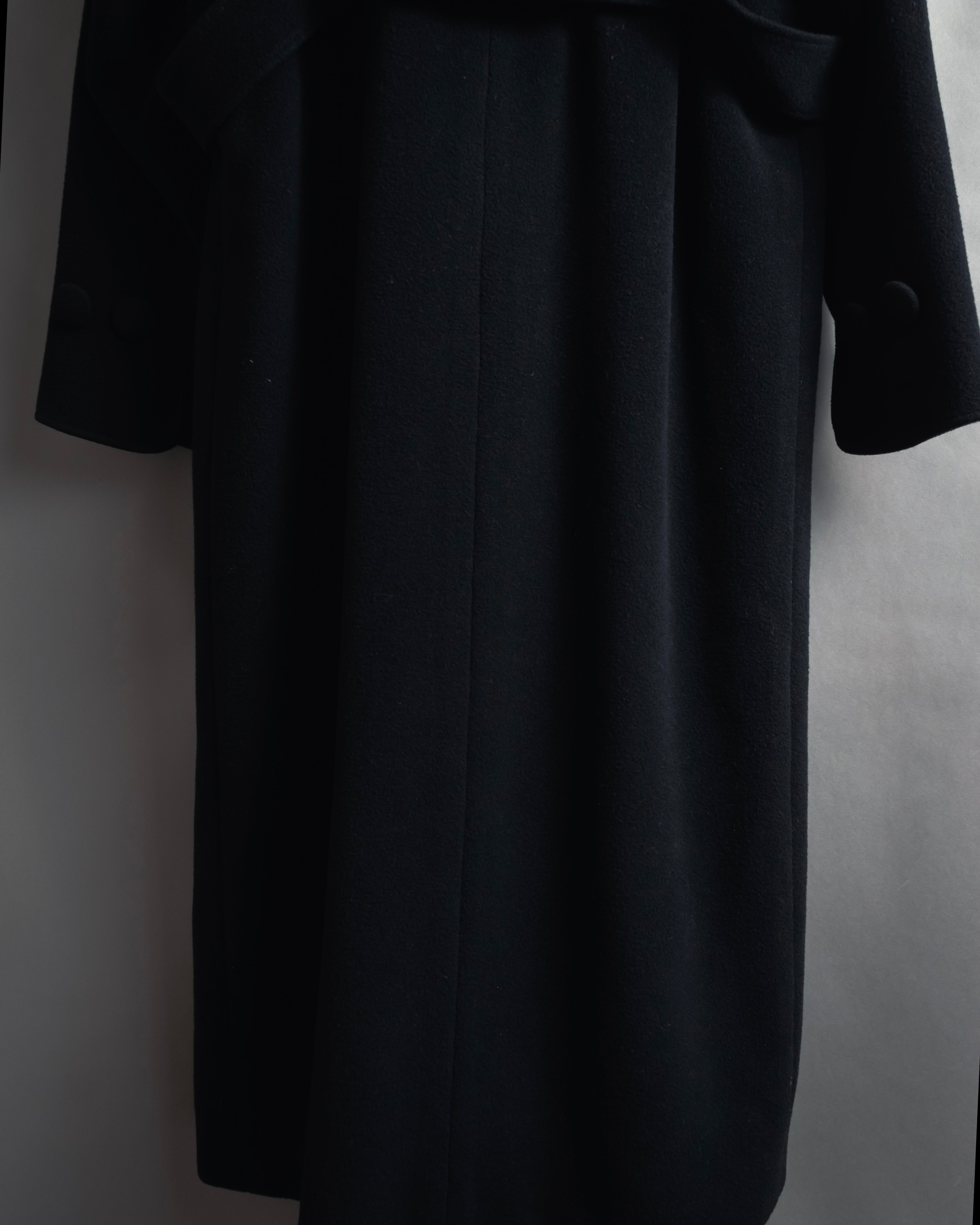 "Karl Lagerfeld" 80's-90's Round collar curvaceous coat
