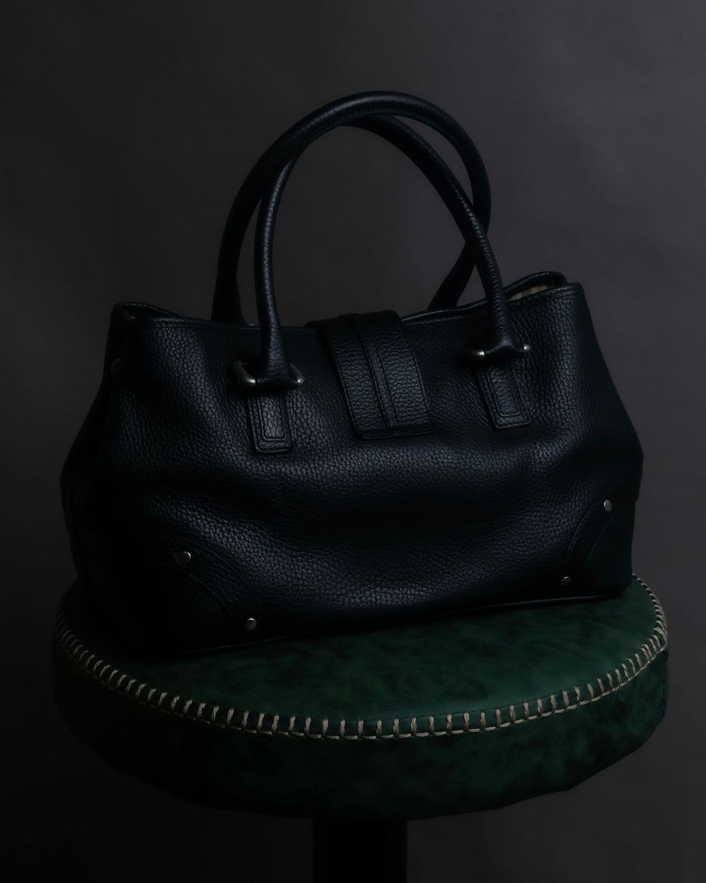 "BURBERRY" Silver stud design grained leather one-handle bag