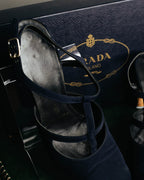 "PRADA" 90's-00's Dark navy t-strap pumps