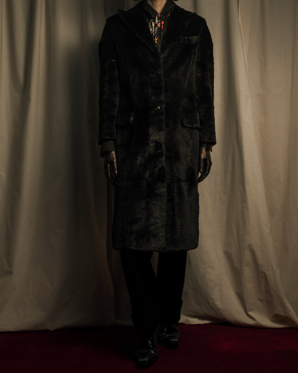 -SPECIAL- "Salvatore Ferragamo"
90's-00's A neat silhouette 100% lapin fur coat