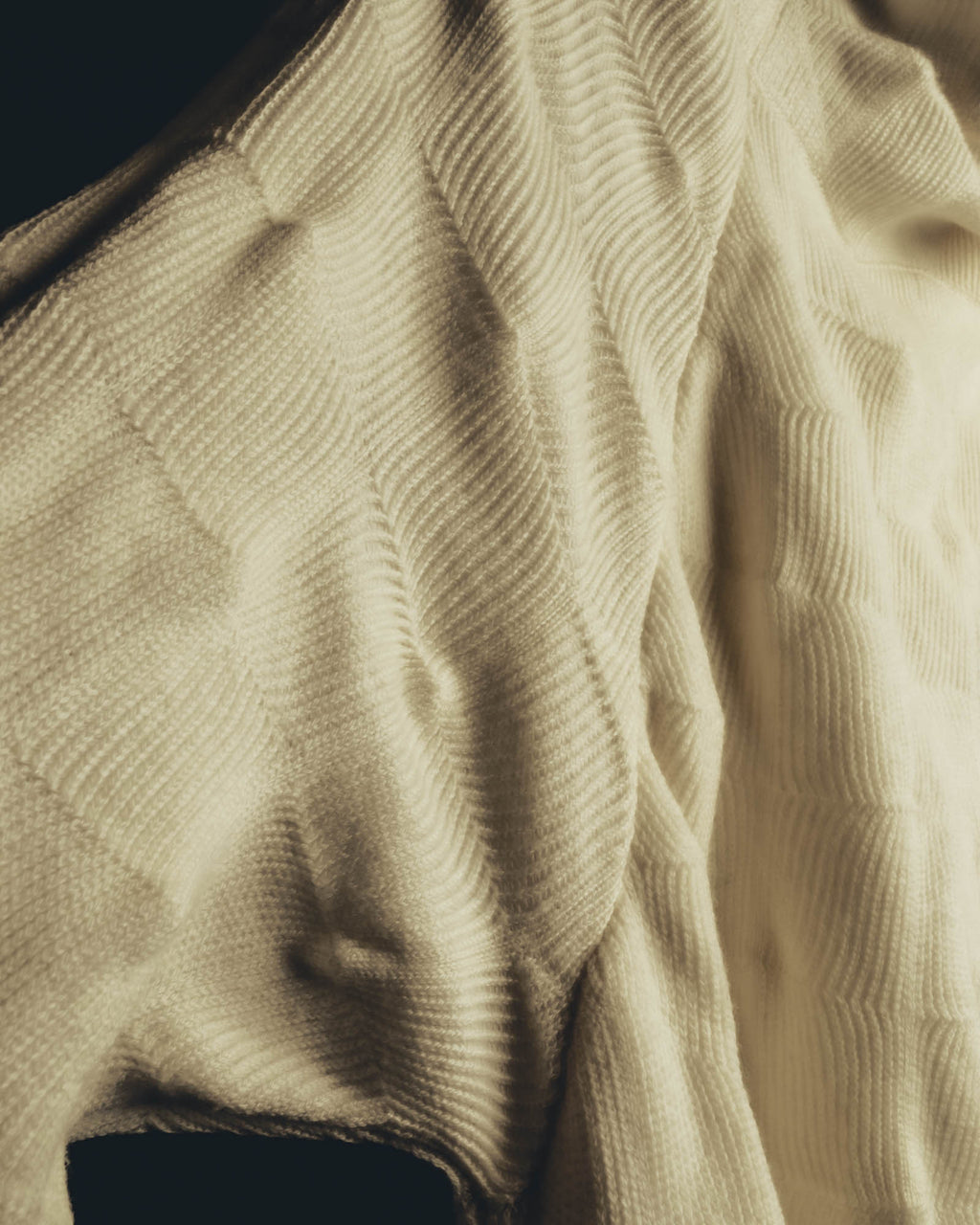 "Alexander McQueen" 90's-00's Sculptural ribbed turtleneck wool knit sweater