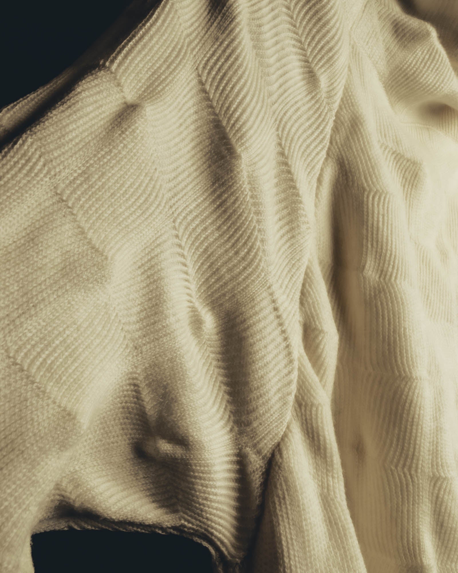 "Alexander McQueen" 90's-00's Sculptural ribbed turtleneck wool knit sweater