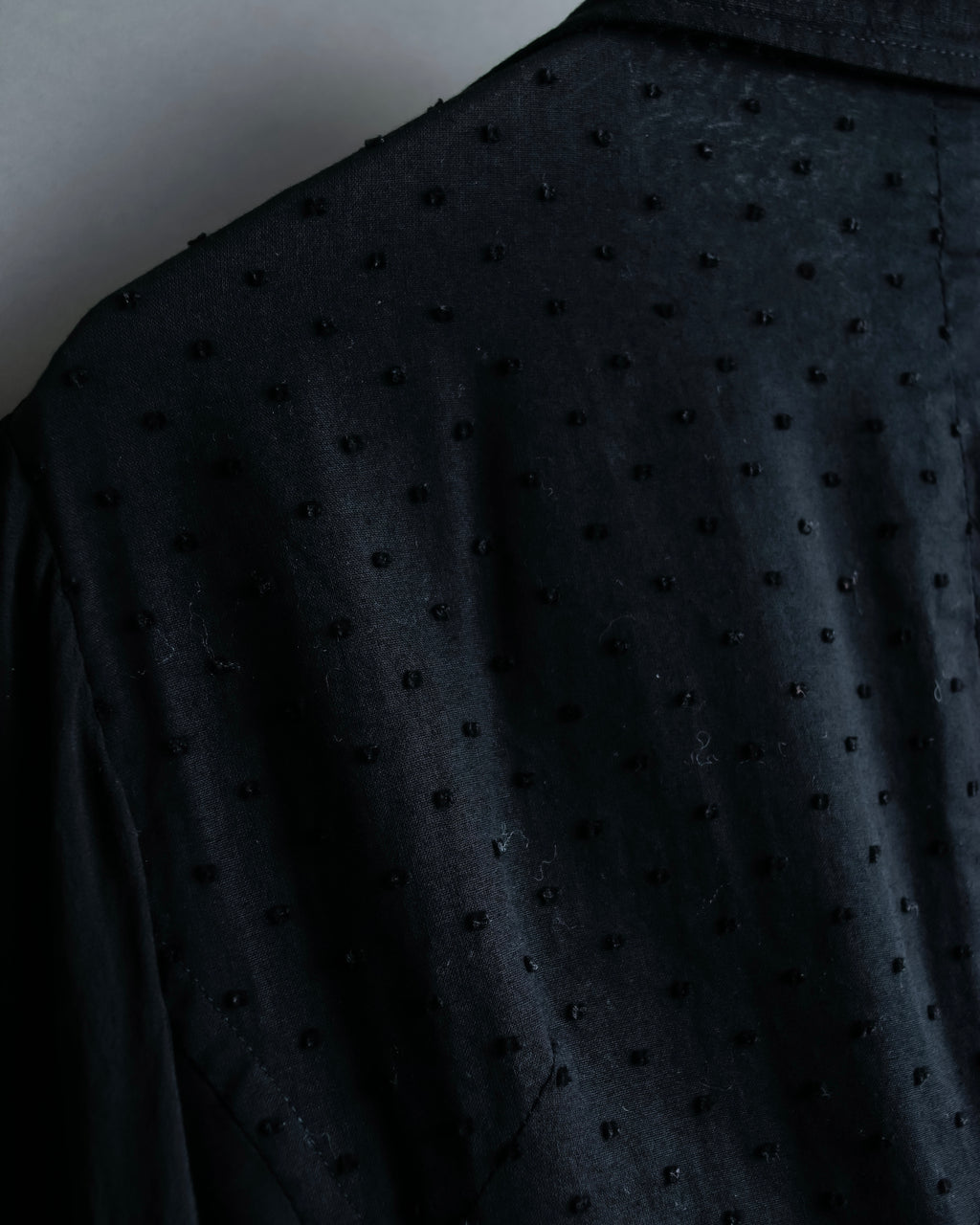 “Y’s COMPOSITION: SEE ATTACHED LABEL” Layered design multi buttons tail coat