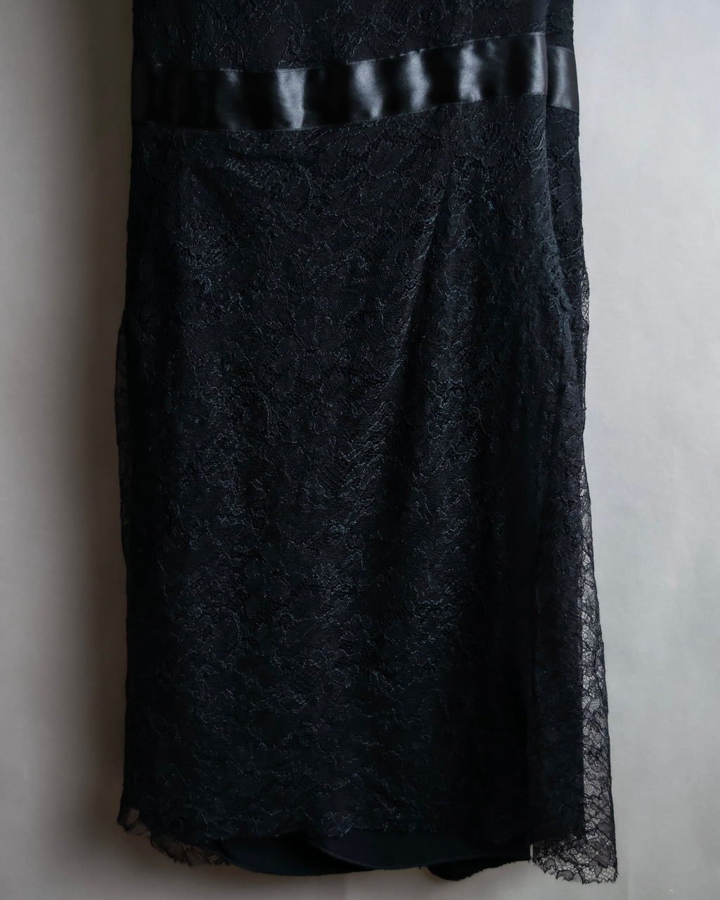 "RED VALENTINO"Ribbon belted design lace black dress