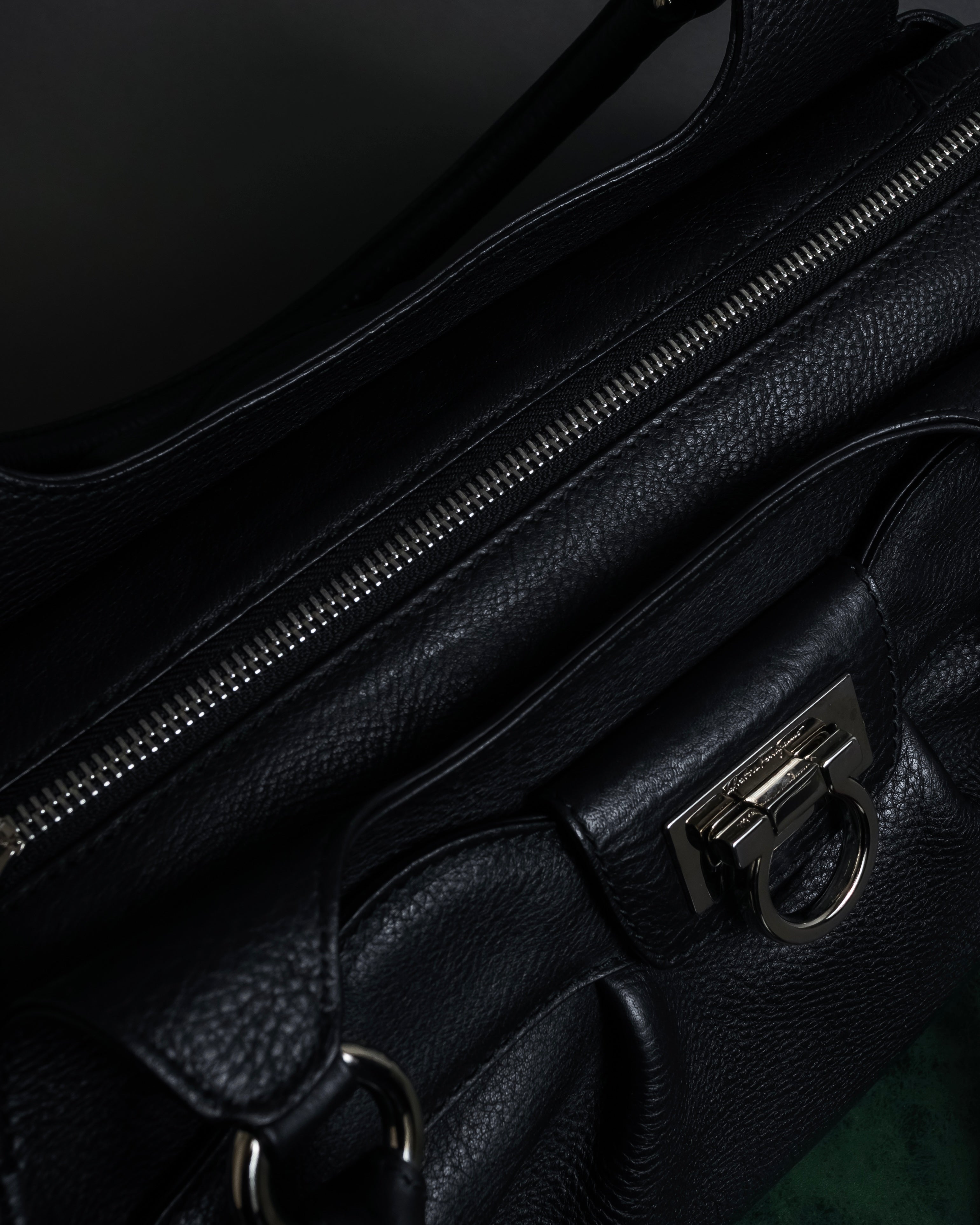 "Salvatore Ferragamo" Gancini motif gathered design leather bag