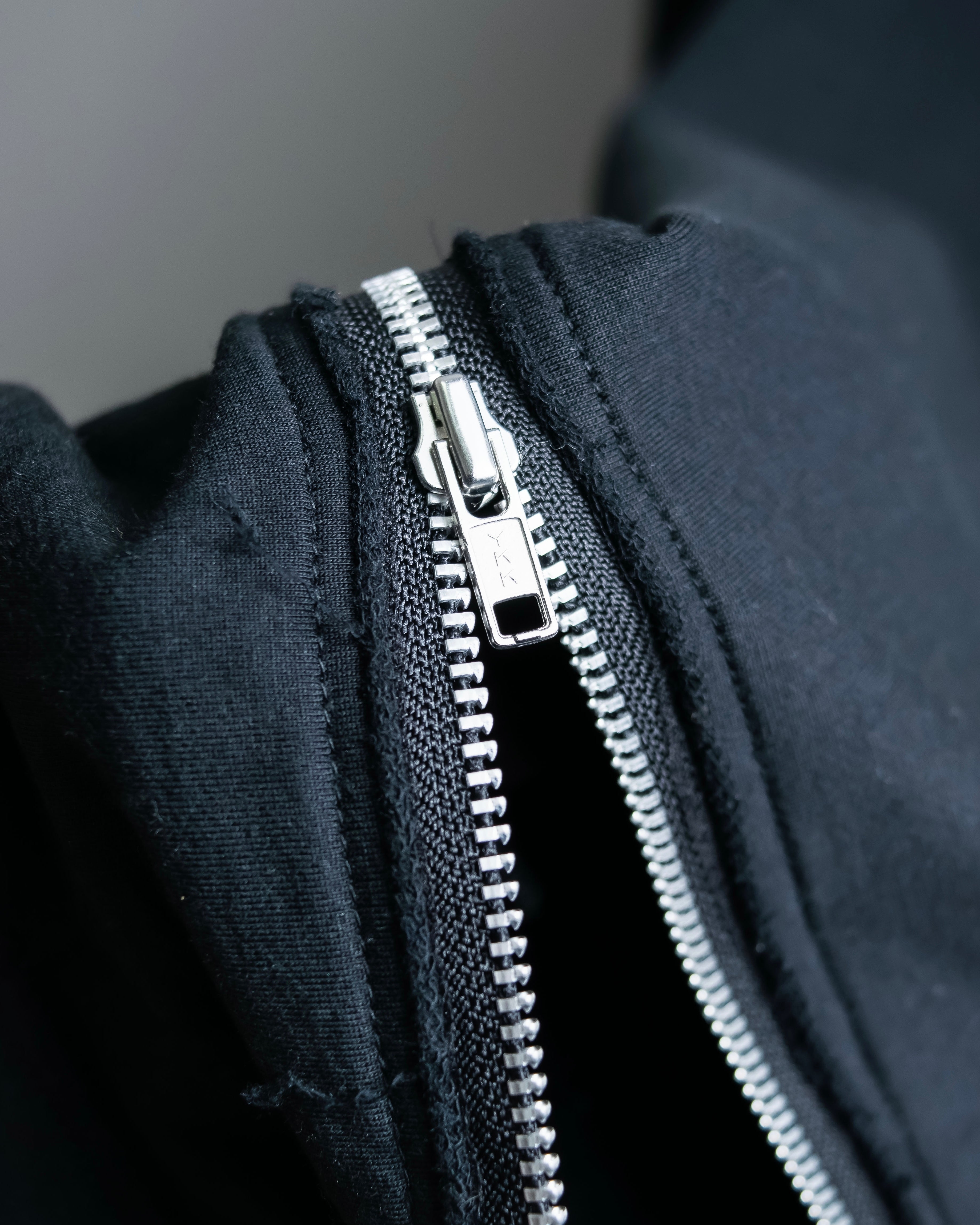 “Comme des Garçons Homme Plus” Zip attached detail T shirt