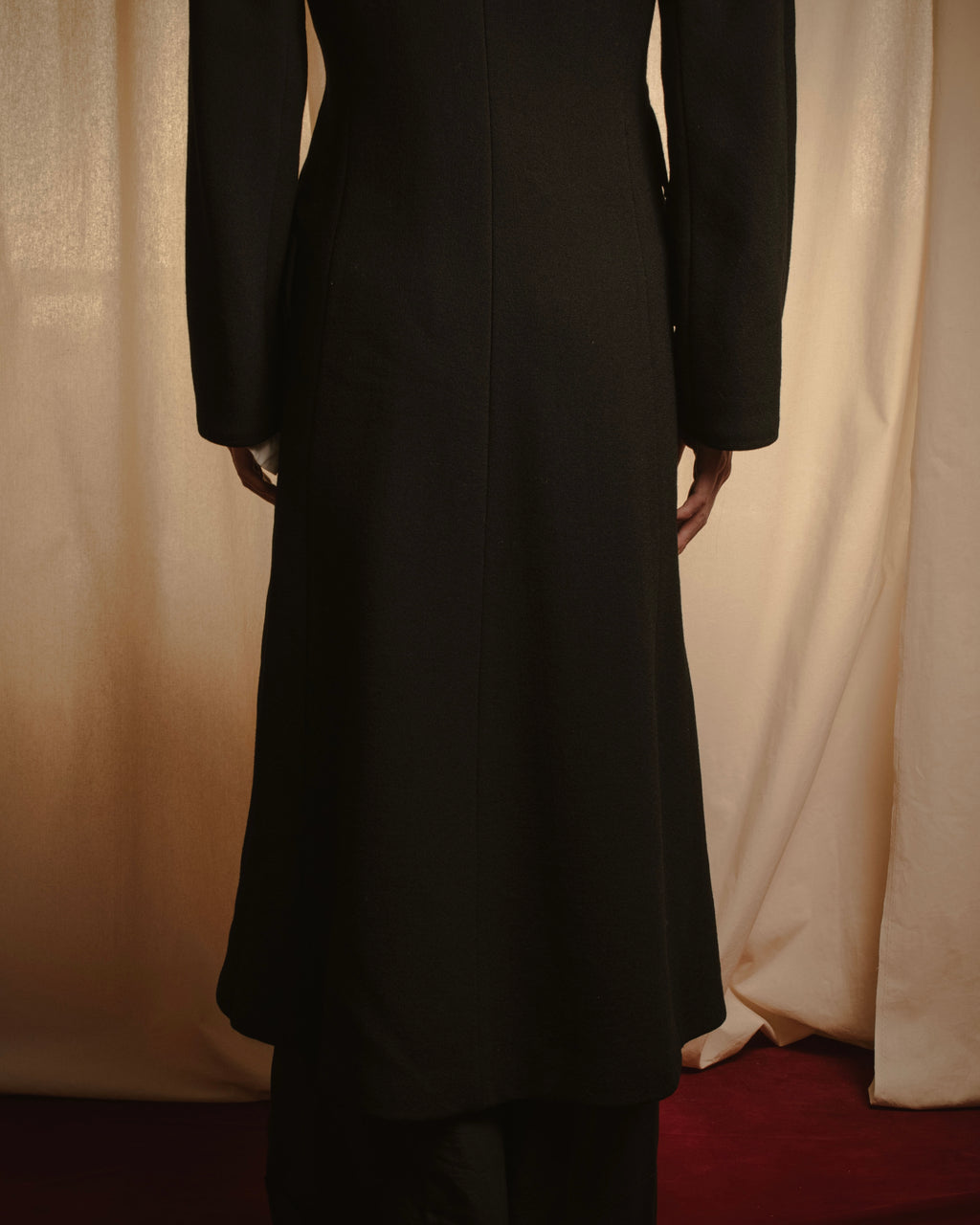 -SPECIAL- "Max Mara"
90’s Detachable fur collar virgin wool long coat