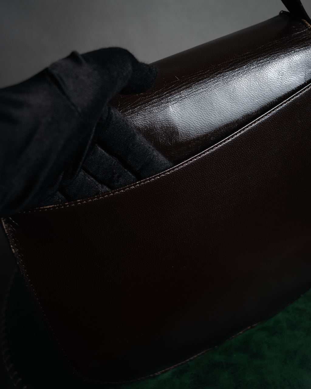 “Yves Saint Laurent” 80’s-90’s Cassandre embossed shoulder bag