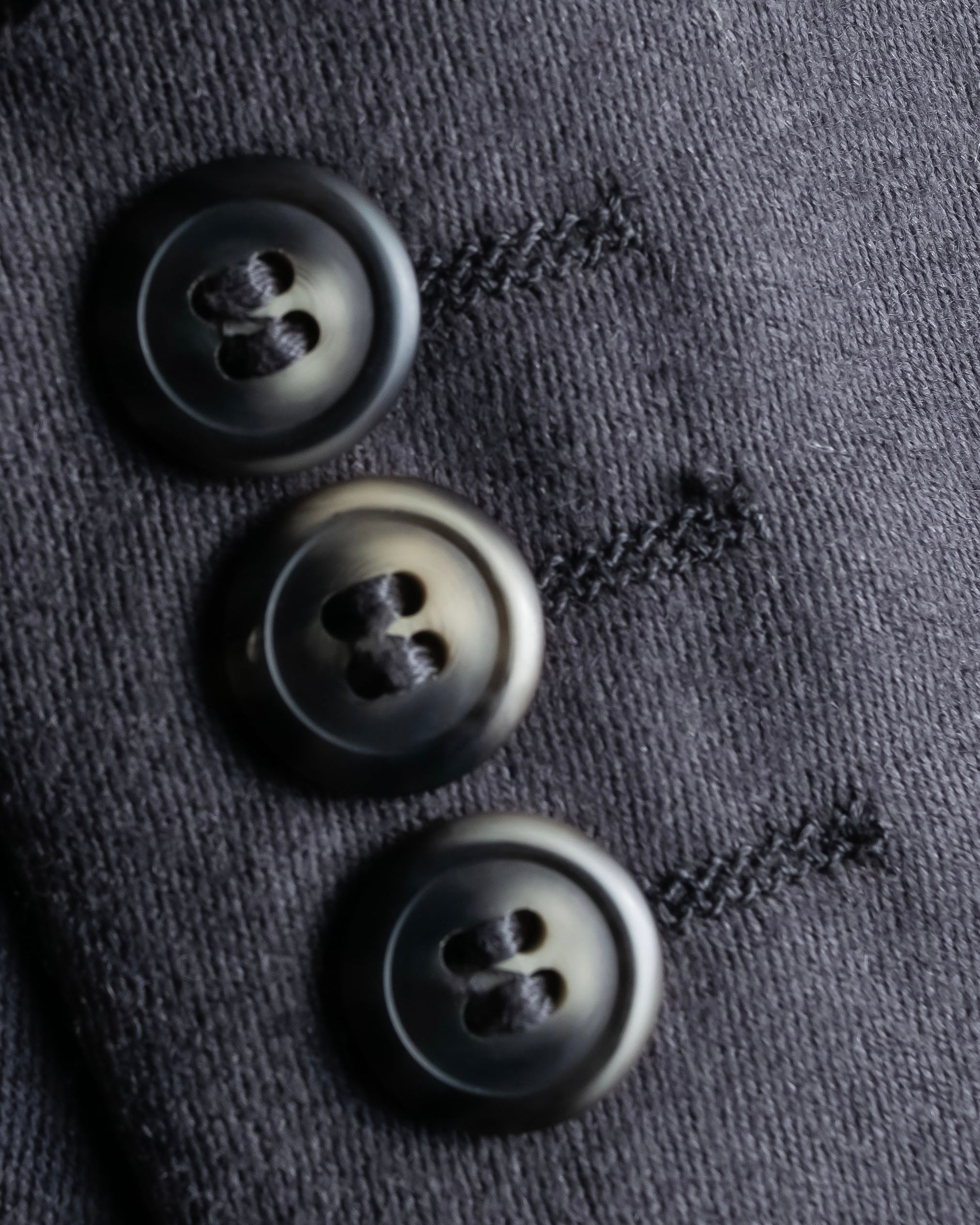 Vintage shoulder construction peak lapel tailored jacket