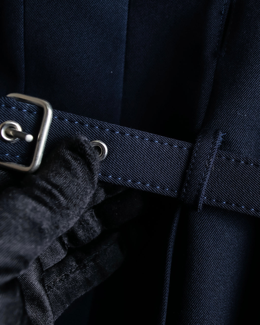 "COMME des GARCONS" Box pleated belted corset skirt