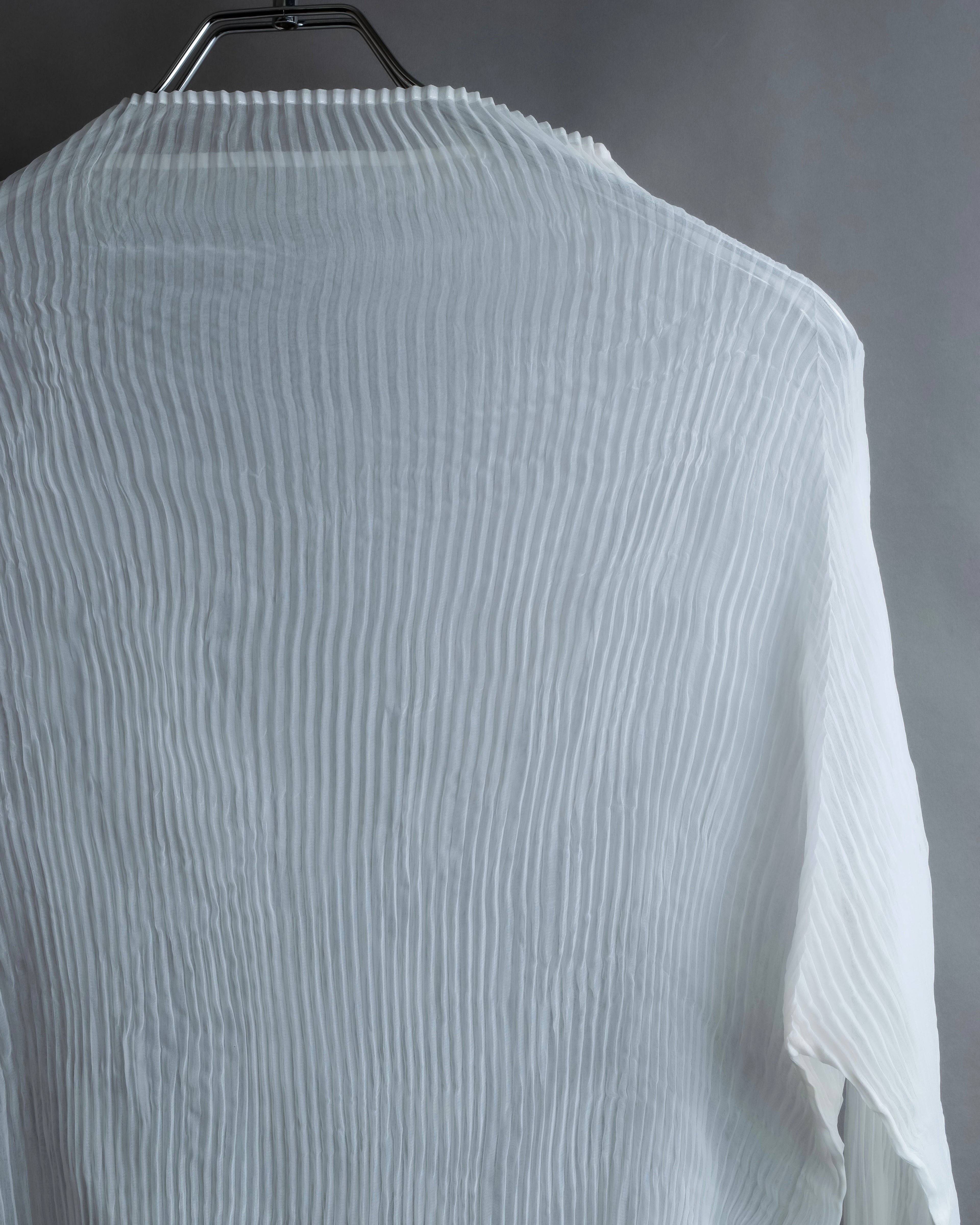 "ISSEY MIYAKE" High neck pleated sheer pullover