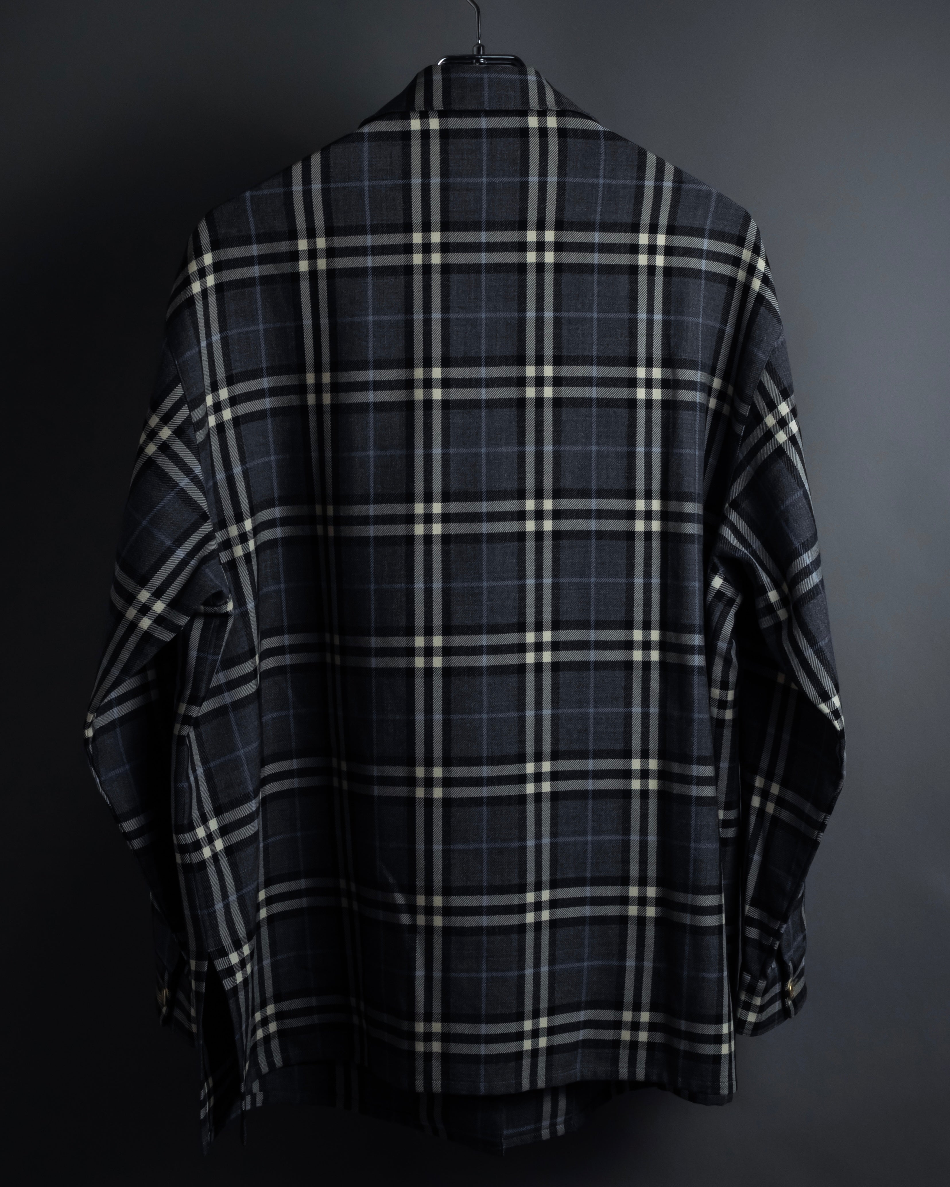 "BURBERRYS" Gold metal button design check pattern wool shirt