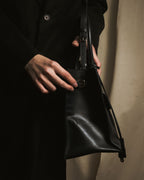 巴黎世家 2013 秋冬系列挂锁全天候结构皮革包