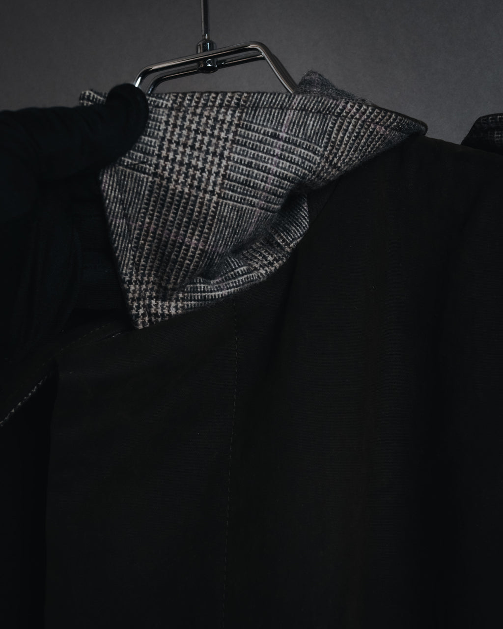 "DOLCE & GABBANA" 00’s resin coated patch detail belted coat