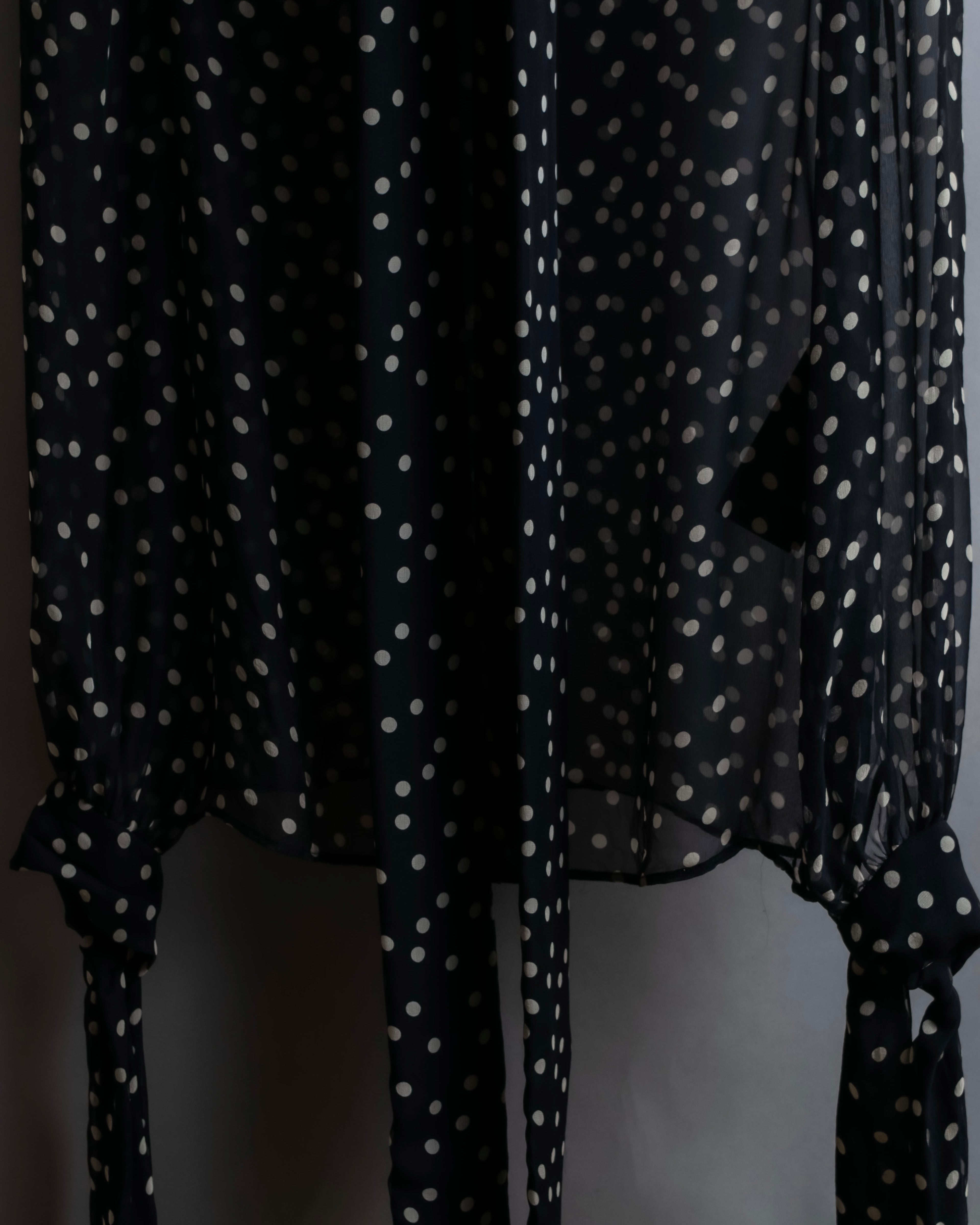 "Saint Laurent Paris 2020"
Ribbon detail polka dot pattern sheer shirt