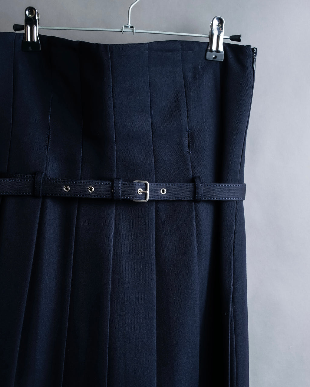 "COMME des GARCONS" Box pleated belted corset skirt