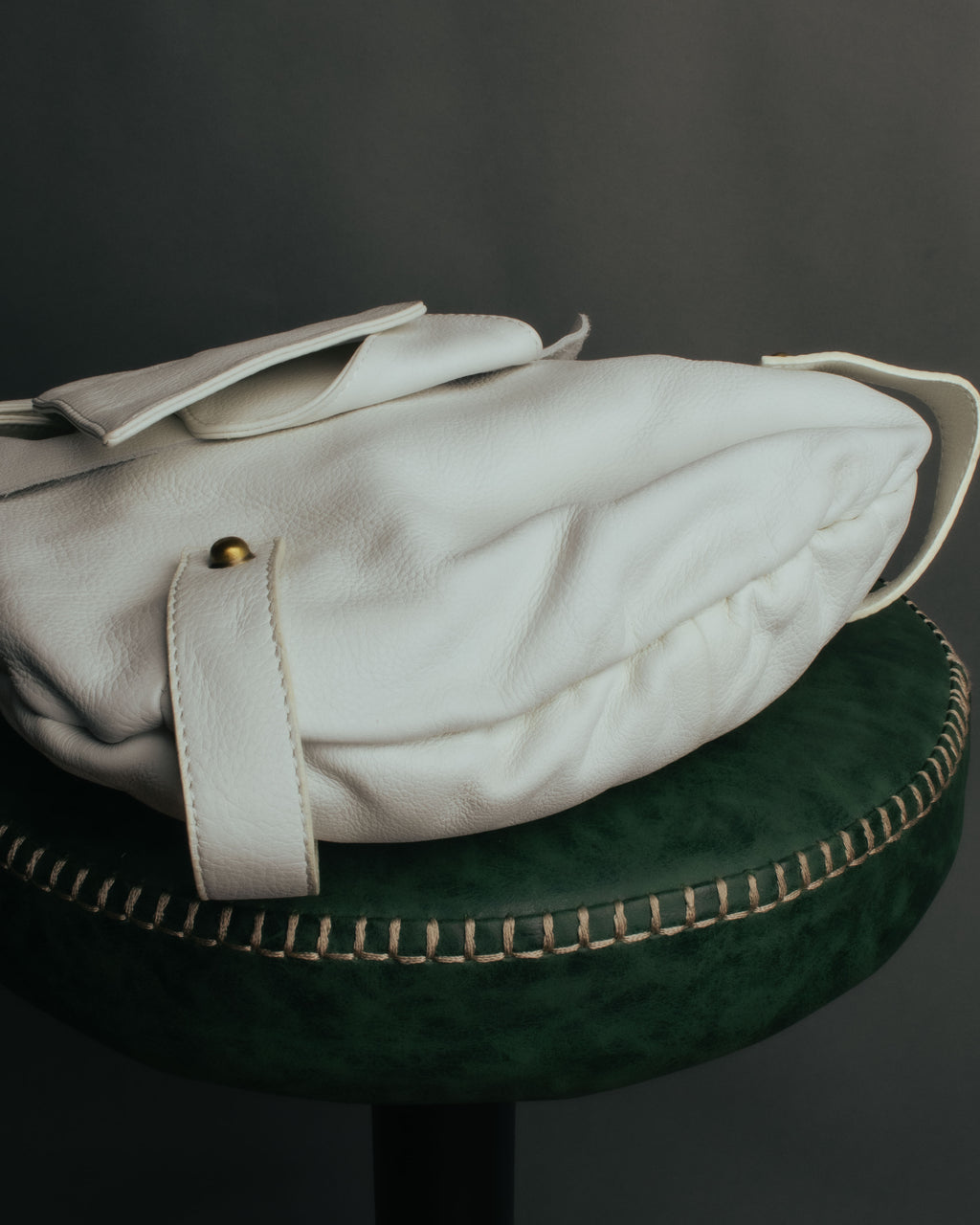 -SPECIAL- “Yves Saint Laurent” 2004-2011 Pilati era bow leather shoulder bag