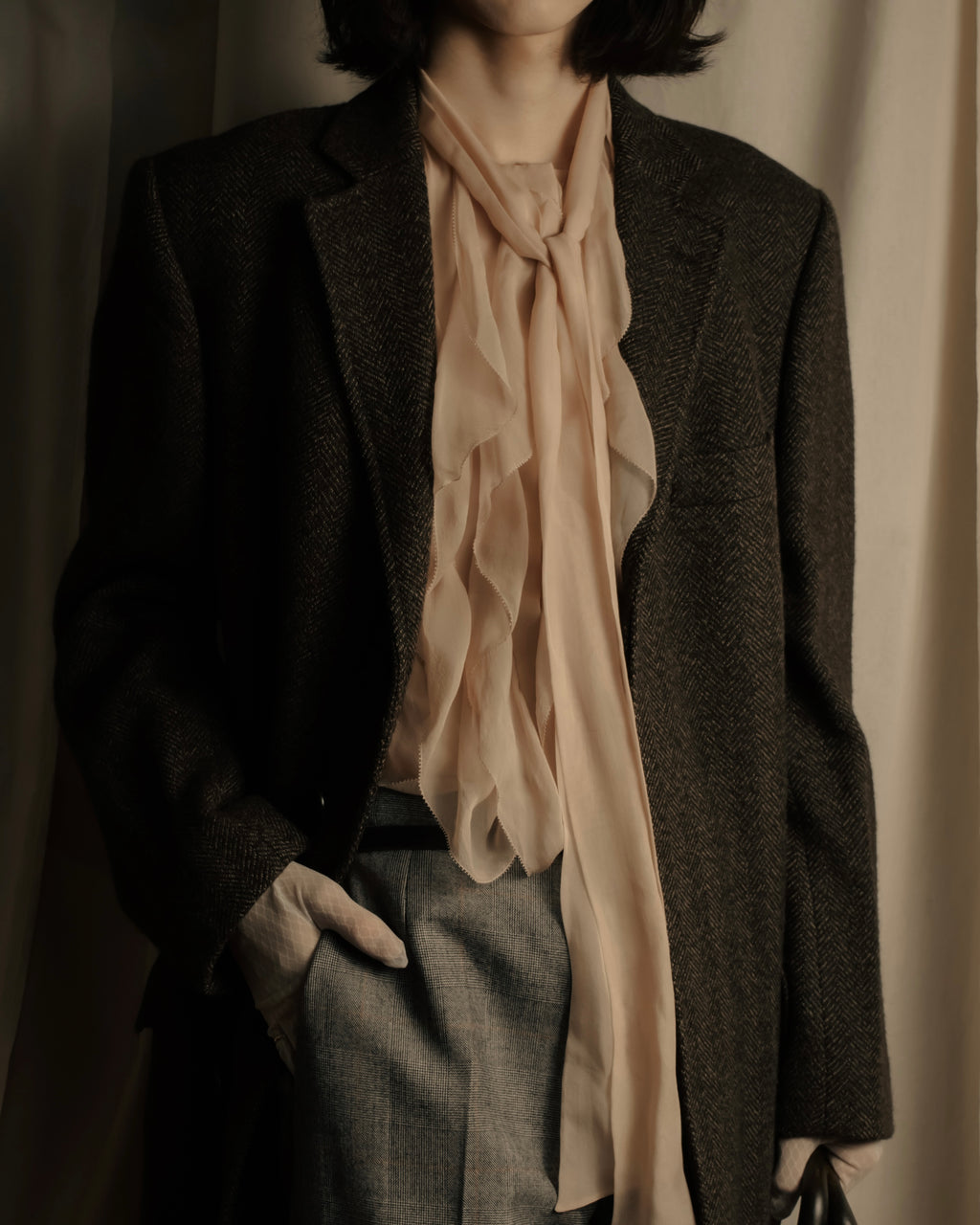 "VALENTINO" Ruffle detail sheer bowtie blouse