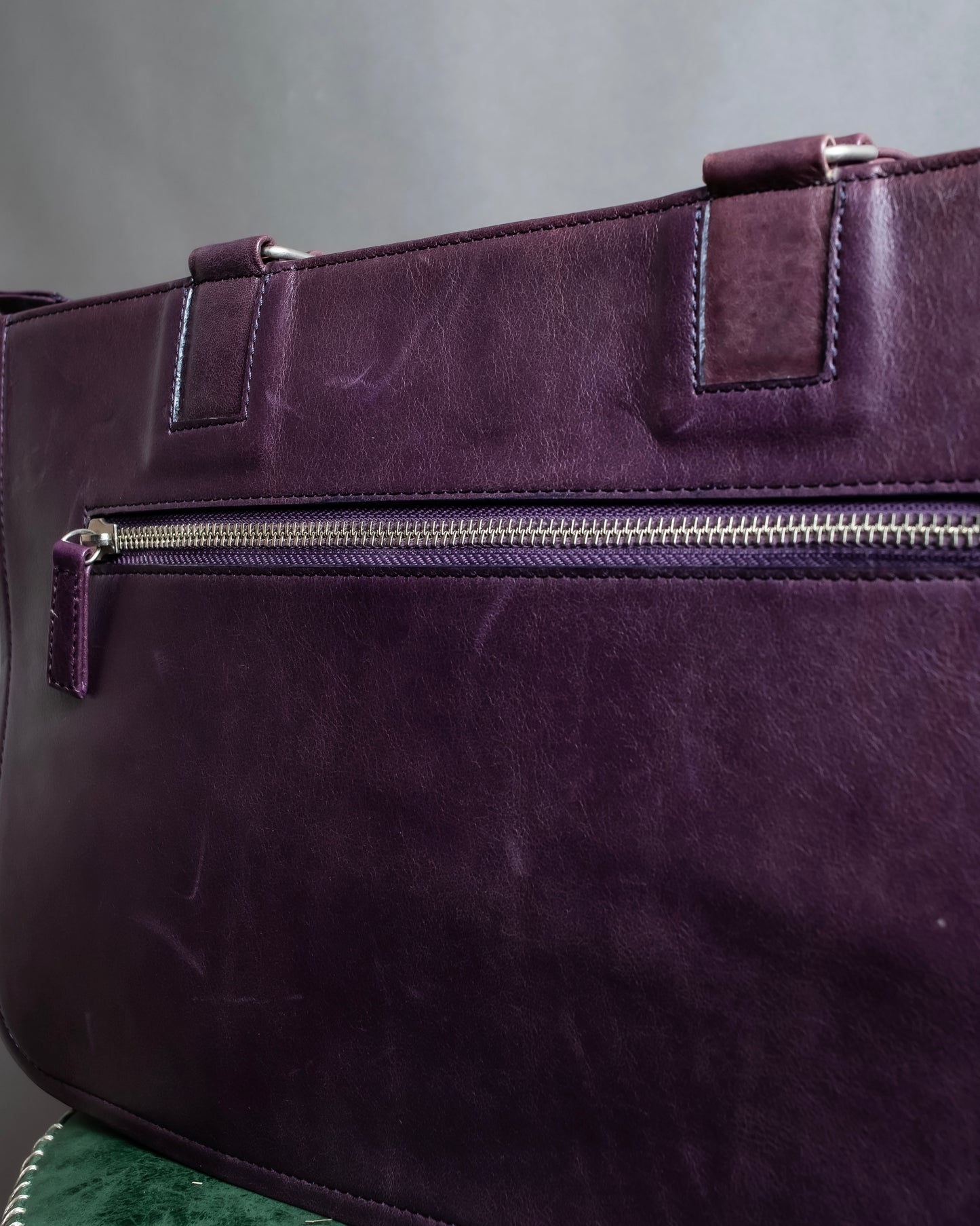 "JEAN PAUL GAULTIER" Horizontal star＆moon chain design purple leather bag