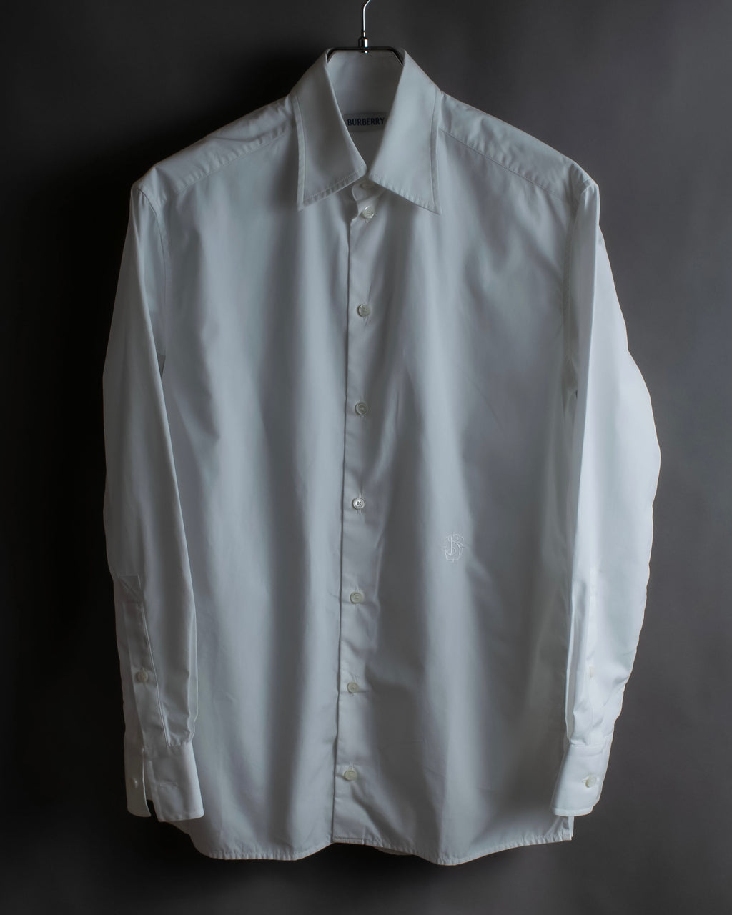 "BURBERRY" Wide collar embroidered emblem white shirt